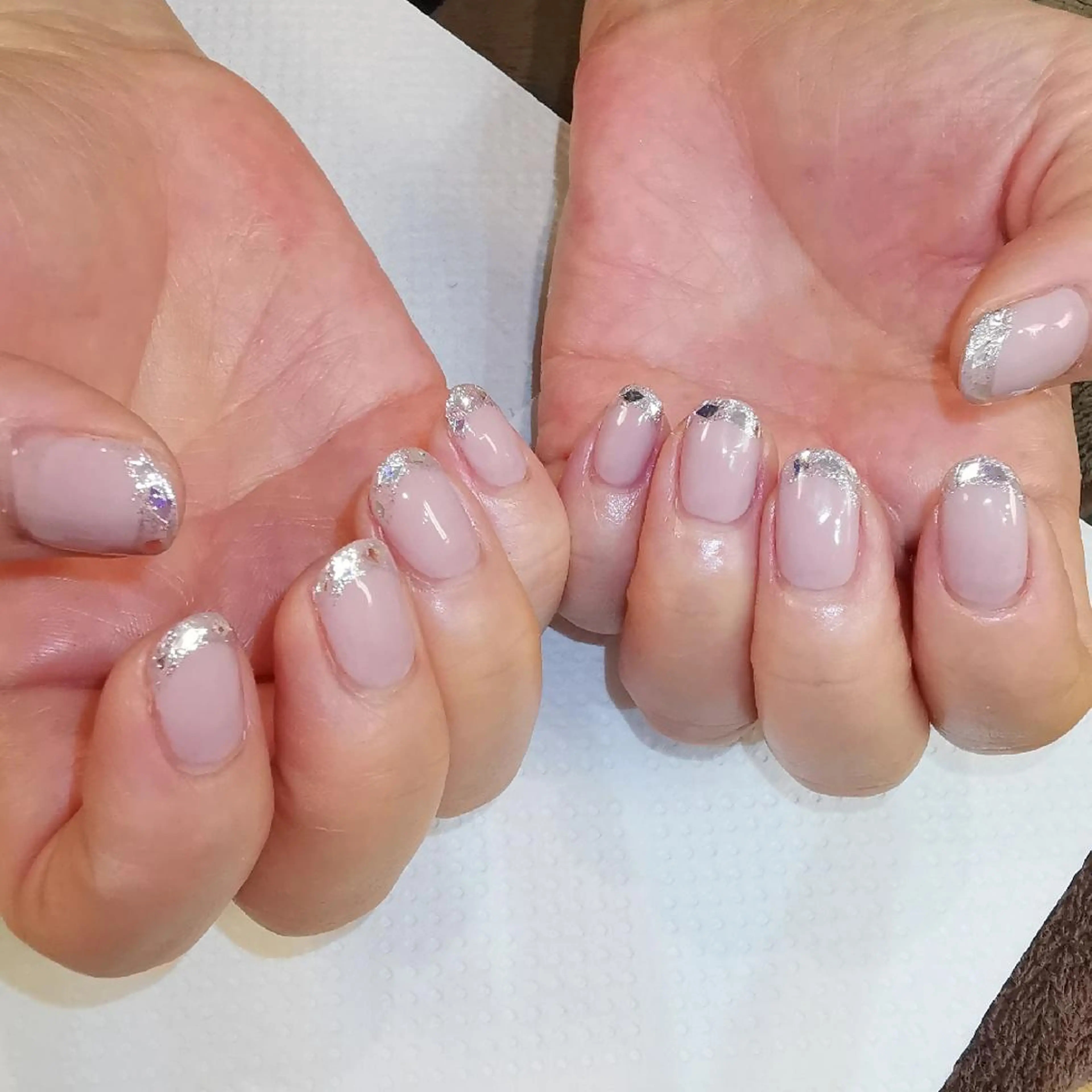 ネイル フレンチネイル ガラスフレンチ ハンドネイル reve あやののネイルデザイン