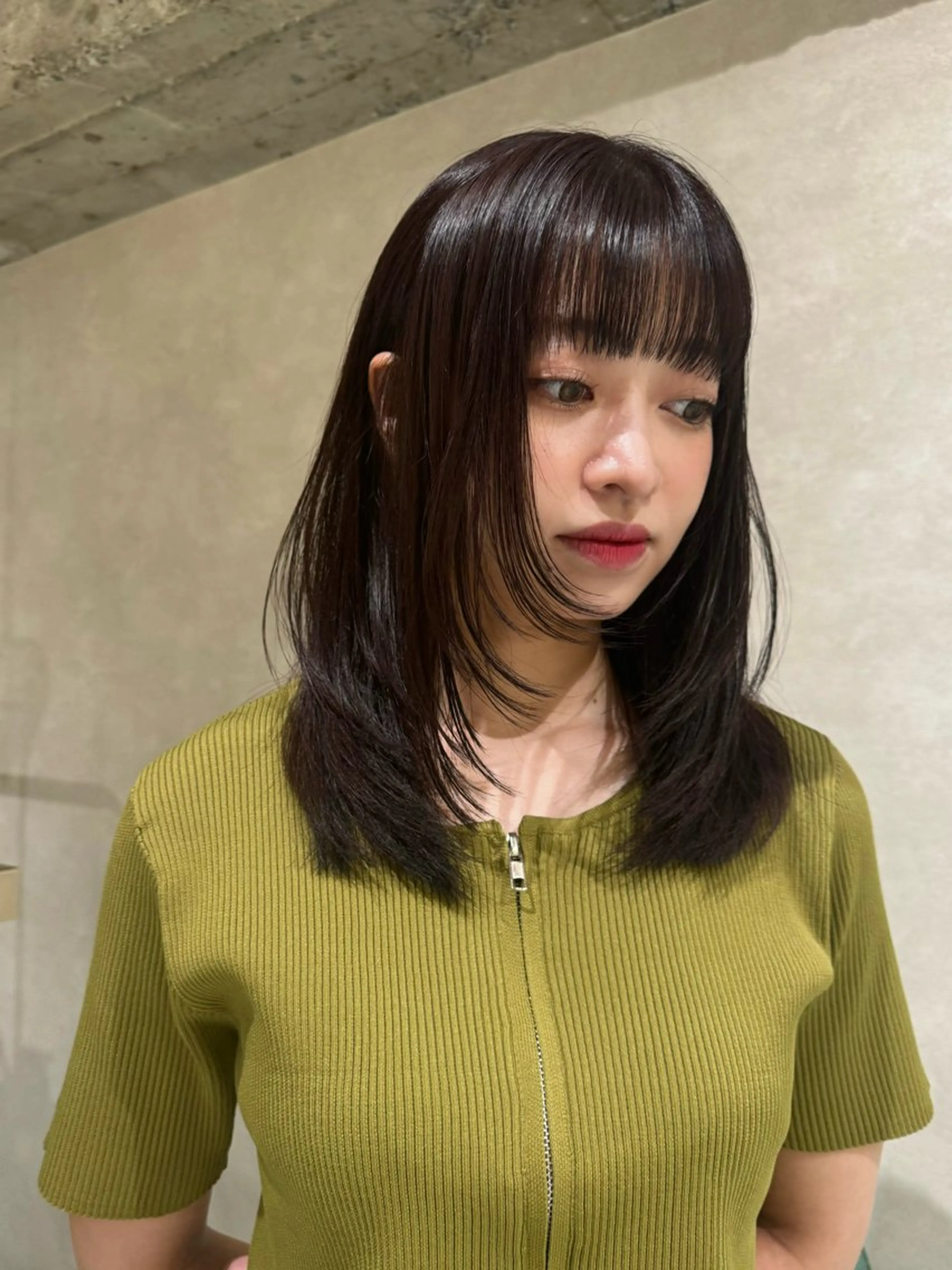 セミロング カラー ワンカールで盛れる レイヤー🎀Macoのヘアスタイル