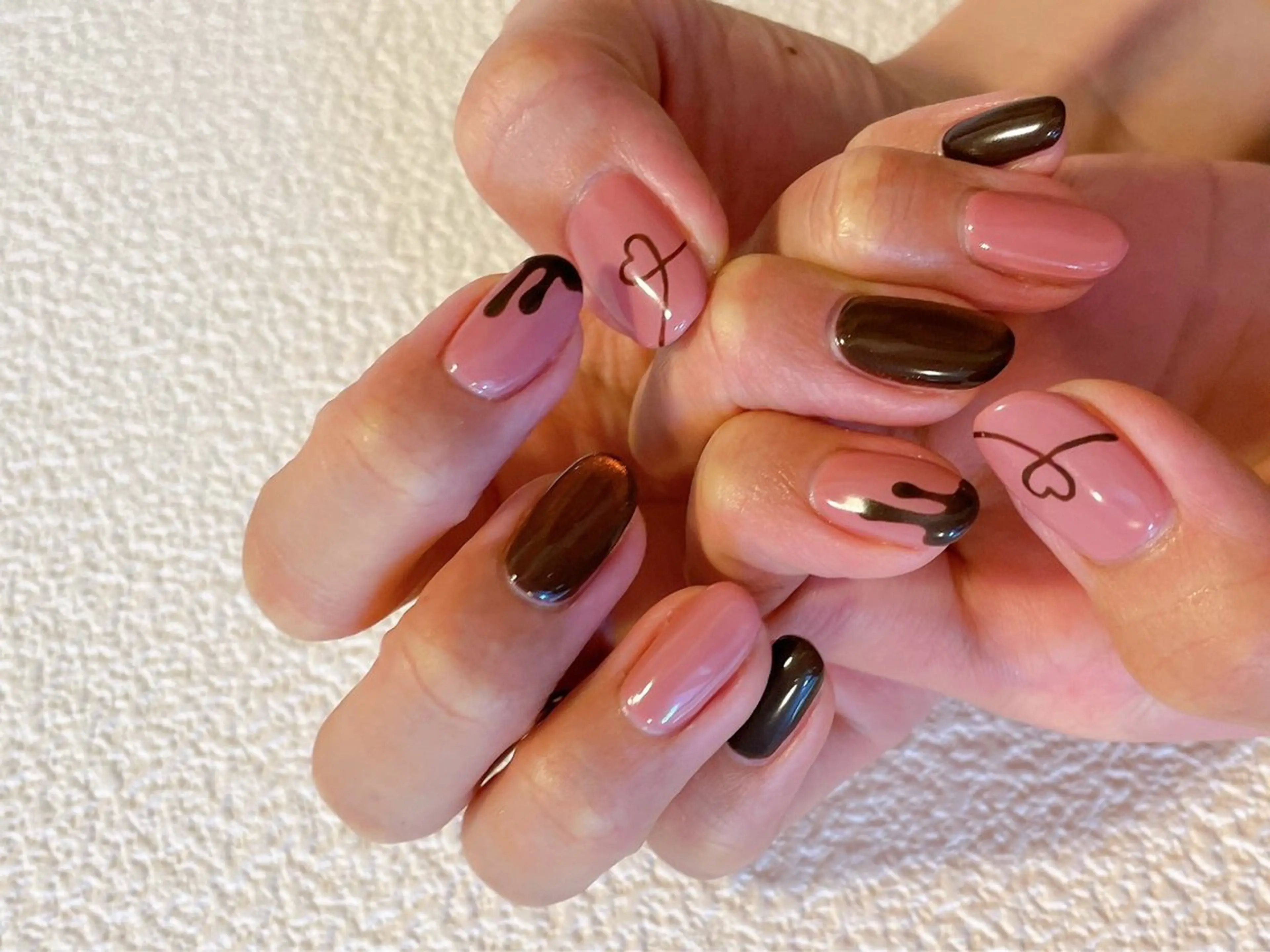 ネイル ジェルネイル 韓国ネイル パラジェル バレンタイン 冬ネイル kikinail 溝の口のネイルデザイン