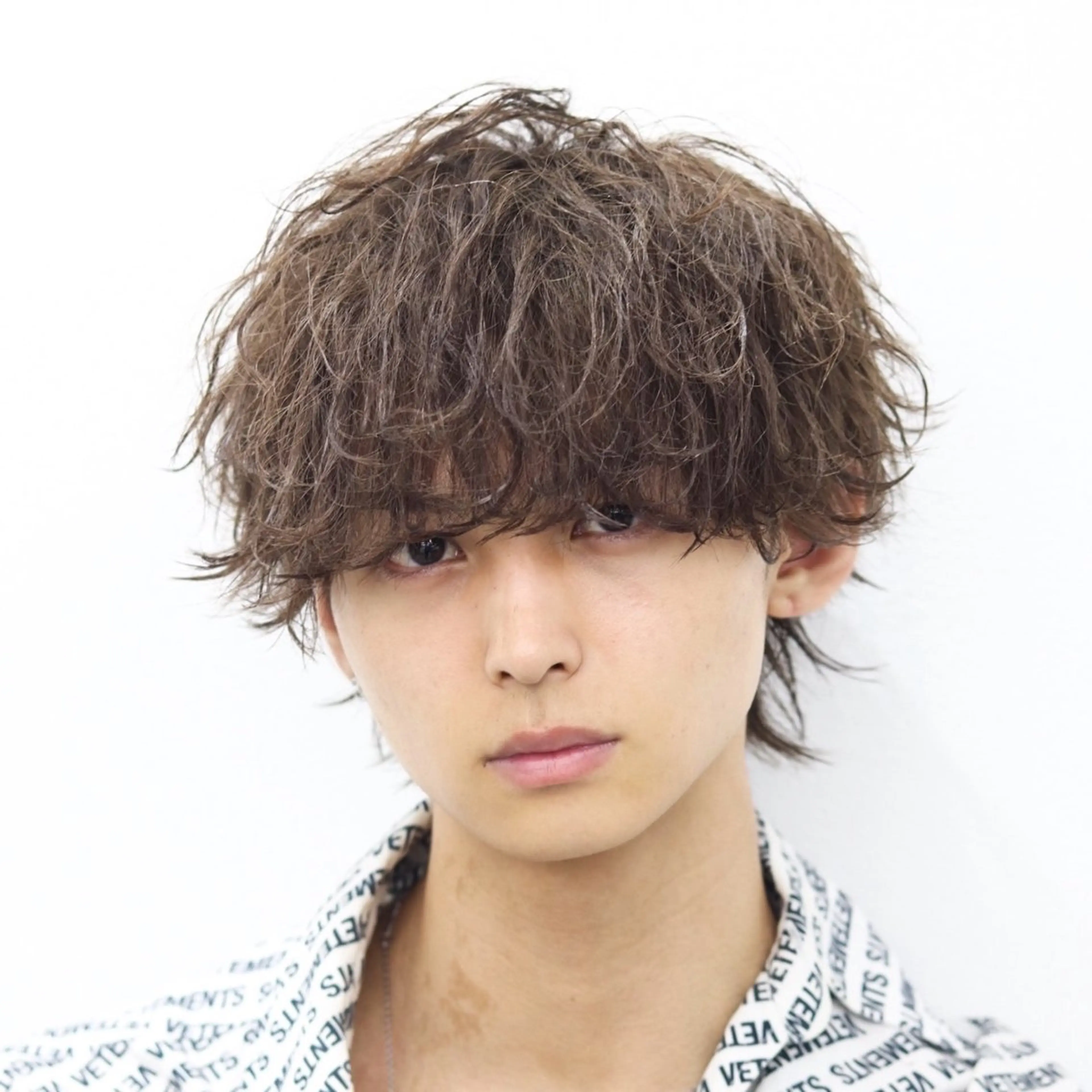 ミディアム カラー パーマ メンズ カット ヘアカラー トリートメント ハイトーン/メンズマ ッシュ/KYOHEIのヘアスタイル