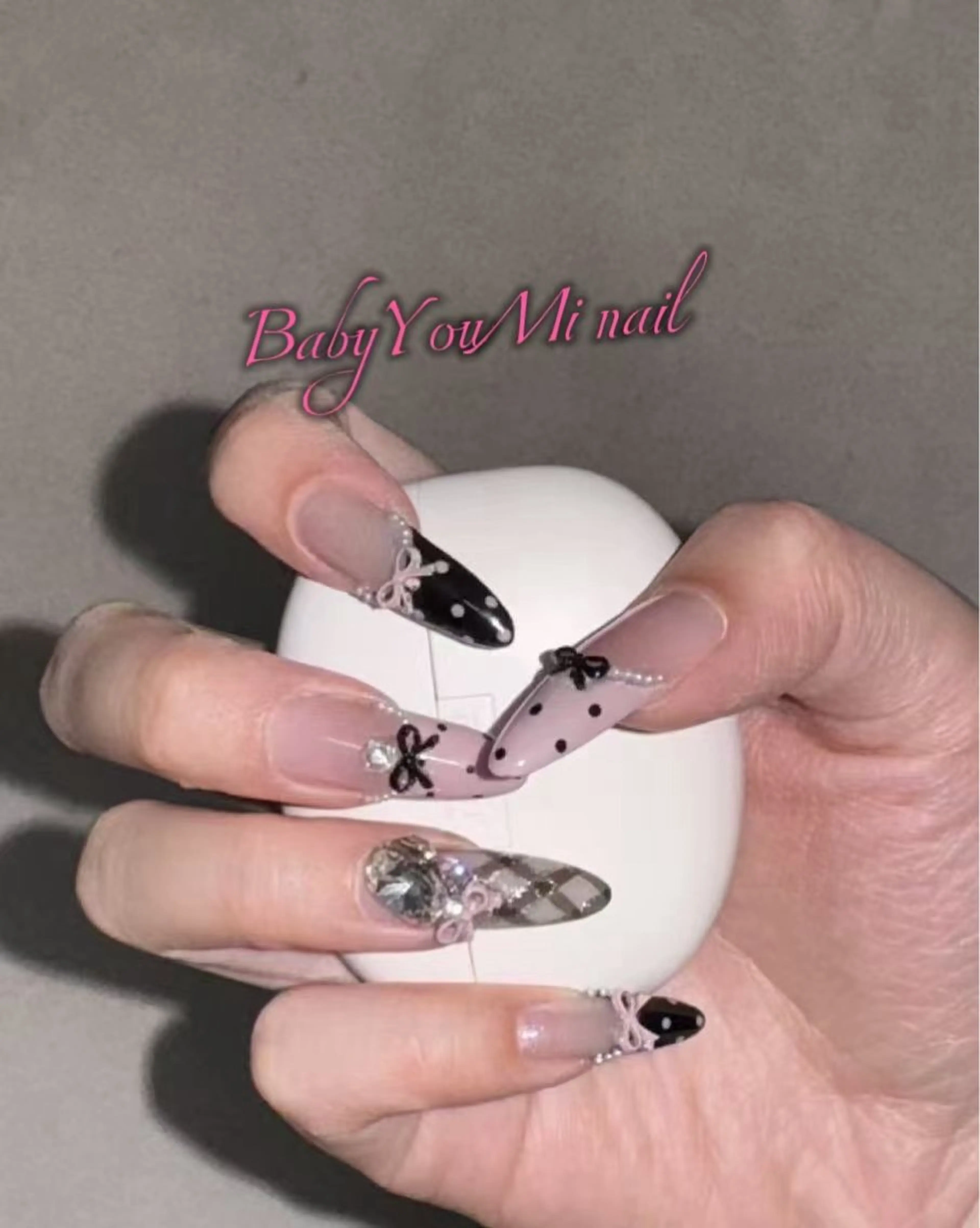 ネイル オーロラネイル フラワーネイル フットネイル フレンチネイル ジェルネイル ハンドネイル BabyYouMi nailのネイルデザイン