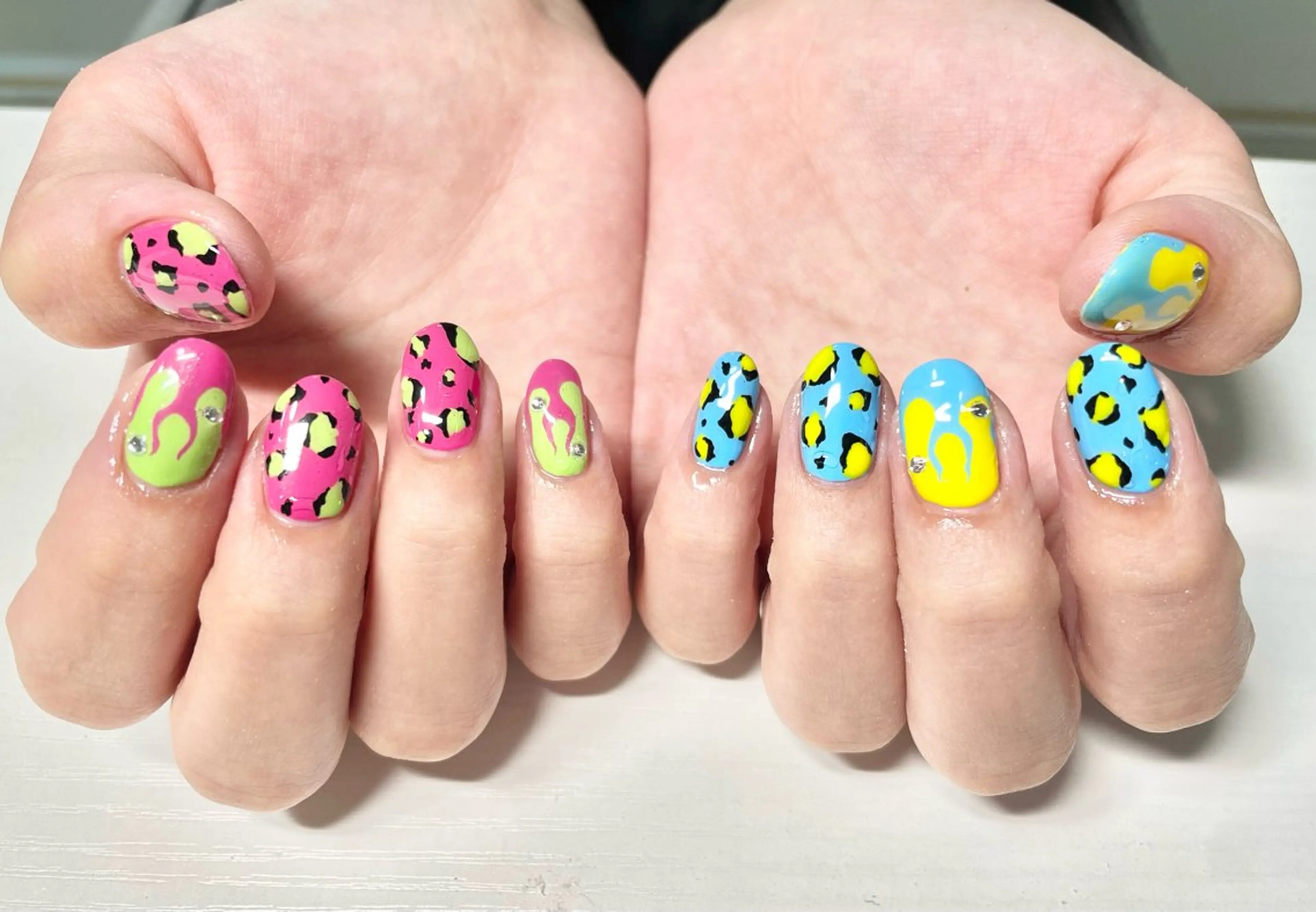 ネイル FILL nail SHIORIのネイルデザイン