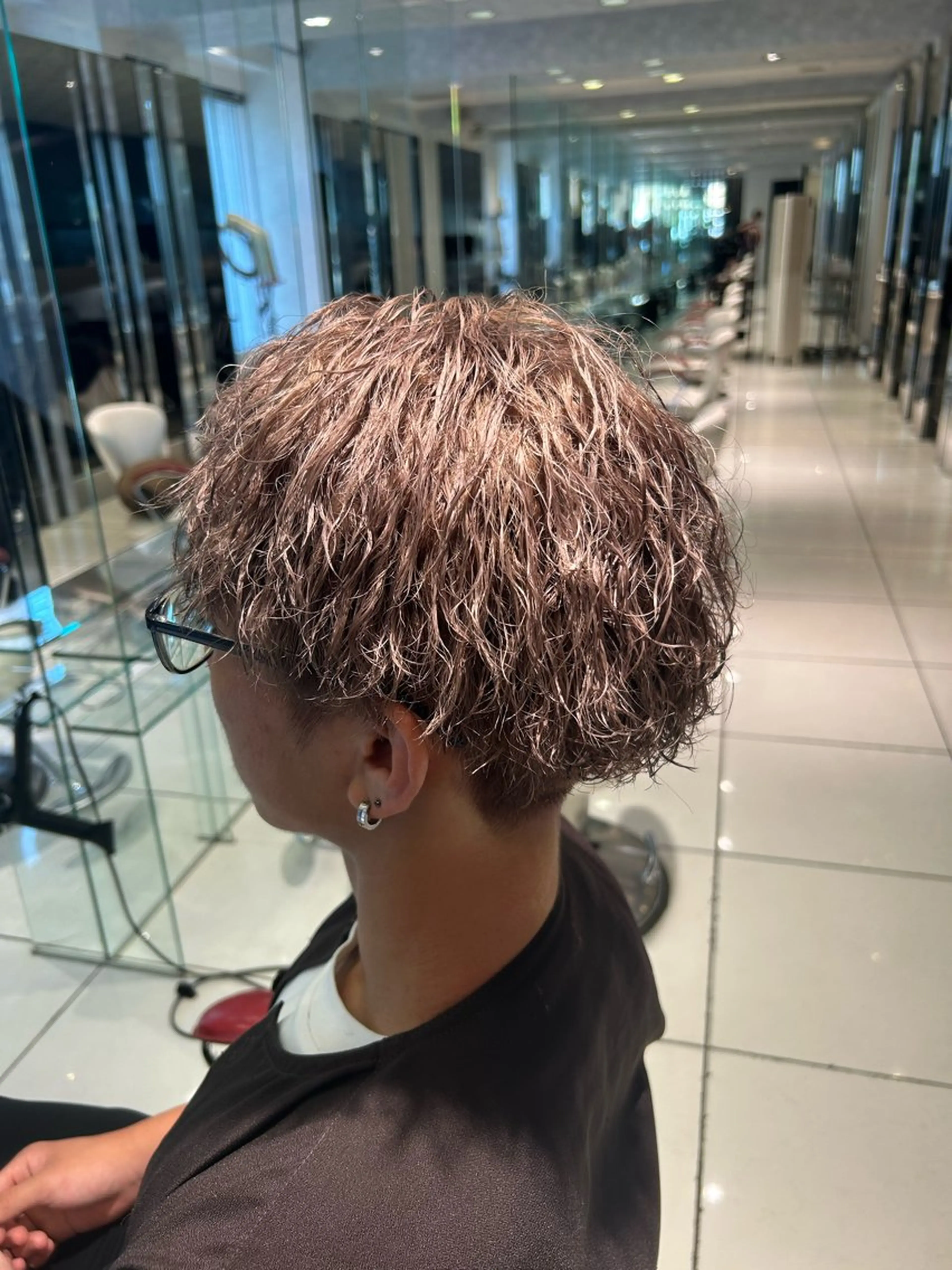 ショート カラー パーマ カット パーマ トリートメント 小沼 正悟のヘアスタイル