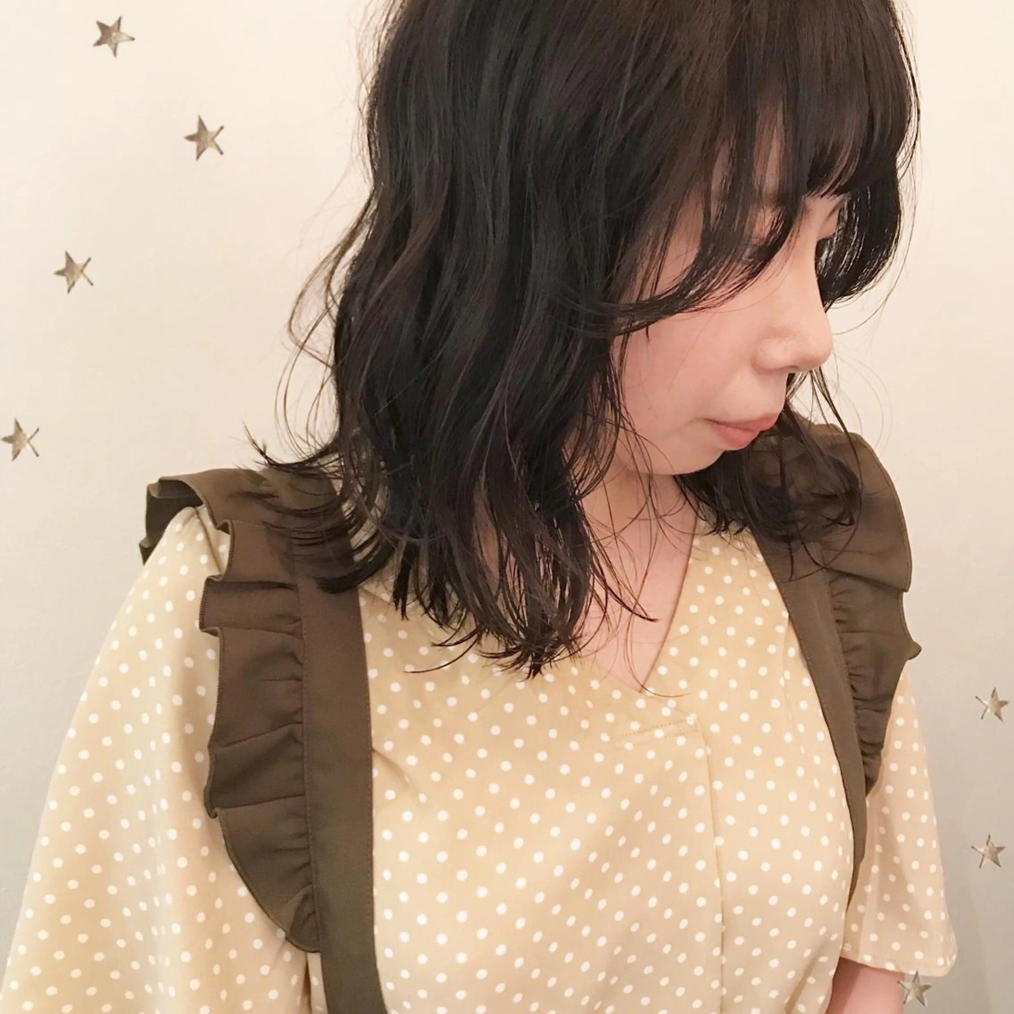 ミディアム 市川 千夏のヘアスタイル