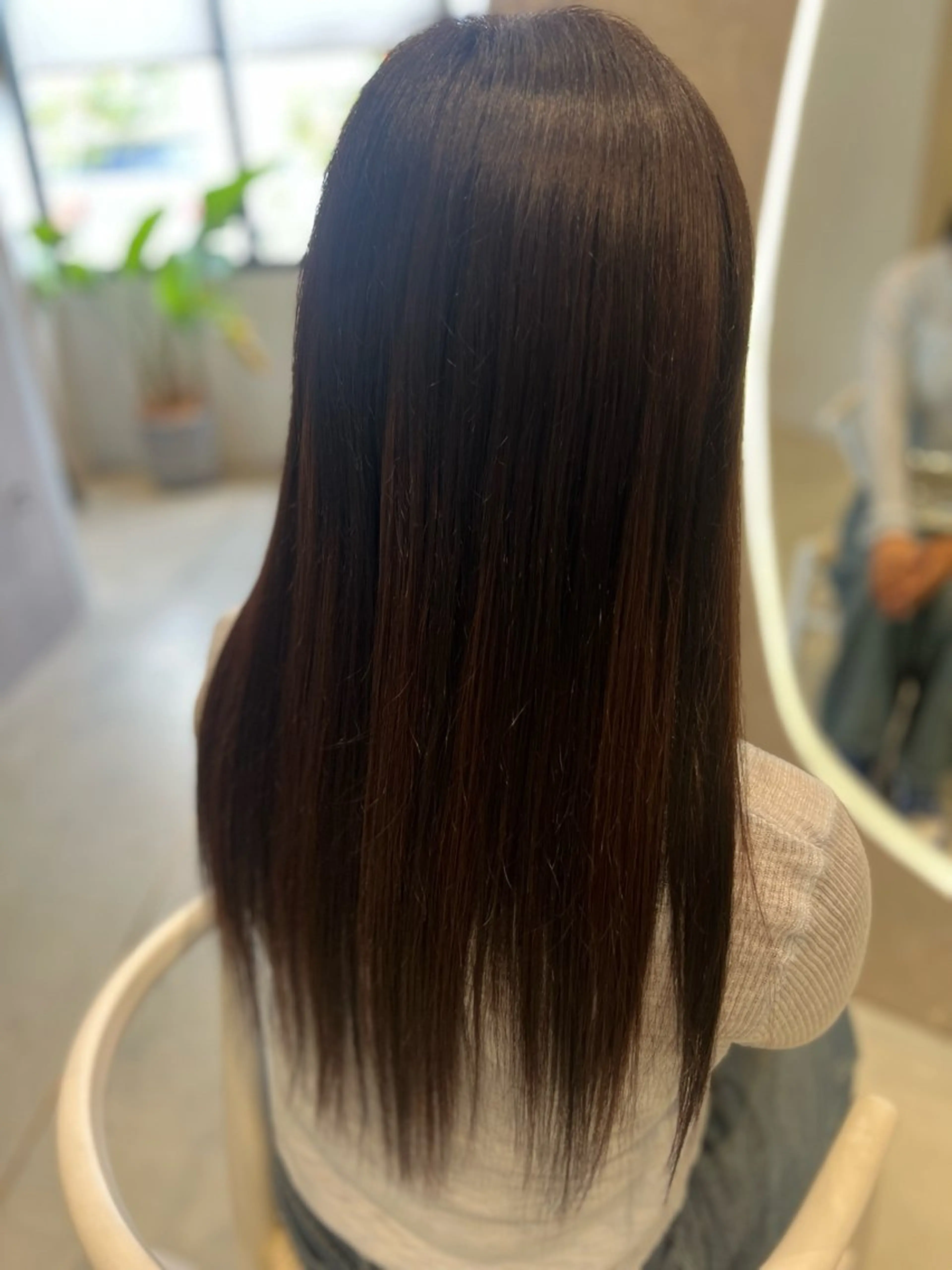 ロング カット ヘアカラー トリートメント エクステ 小池 夏美のヘアスタイル