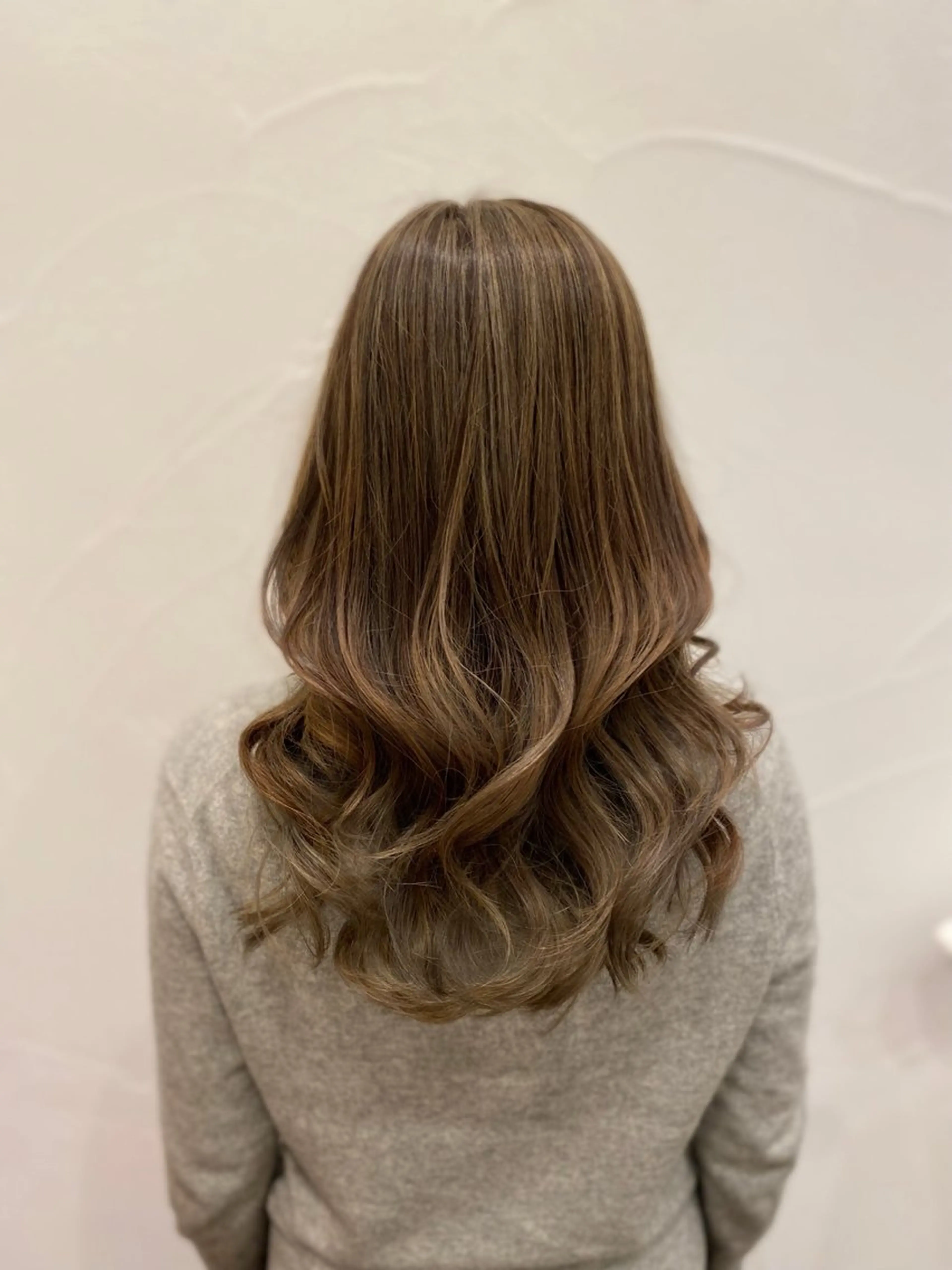 ロング カラー Ash中目黒店 榊間茜のヘアスタイル