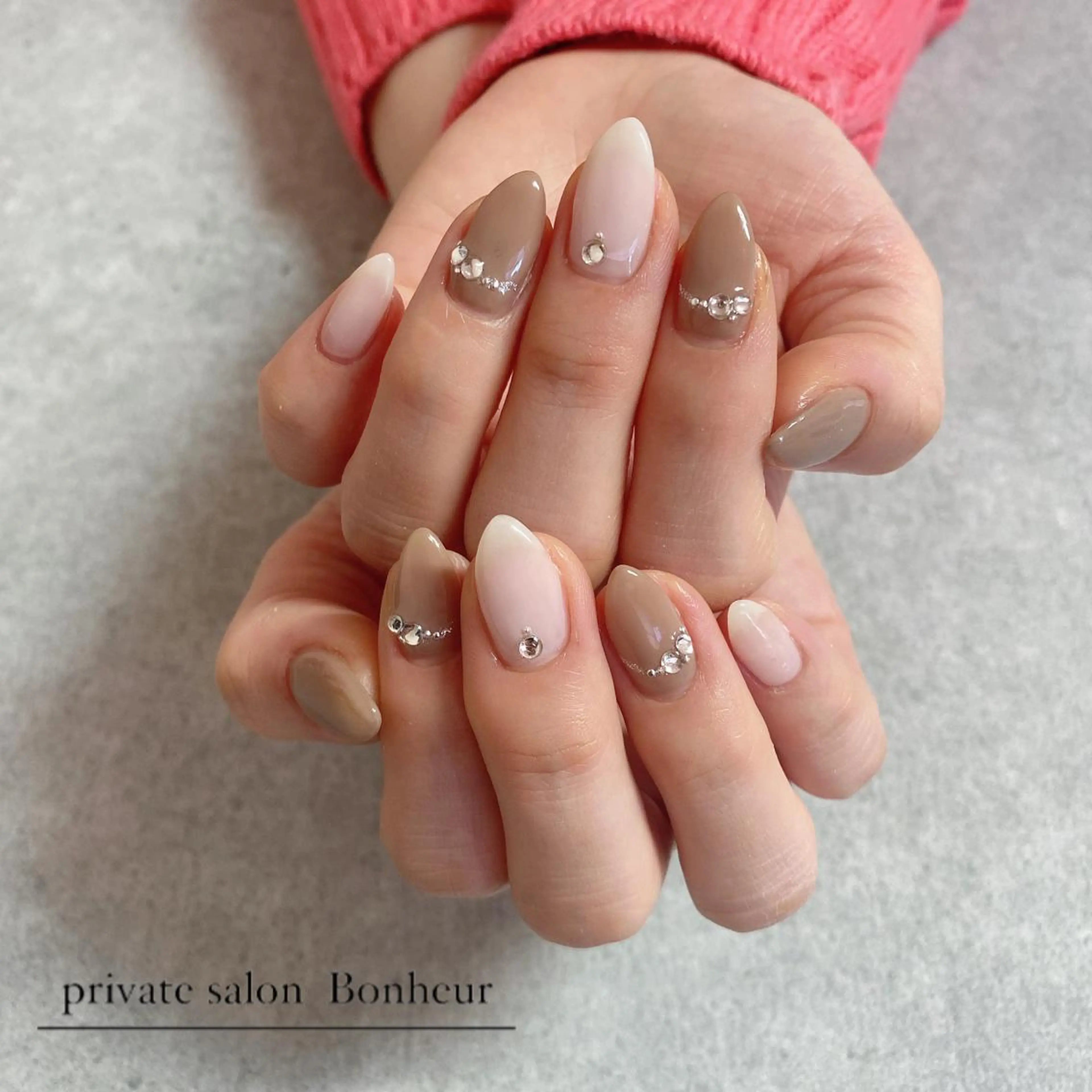 ネイル ハンドネイル BONHEUR Annaのネイルデザイン