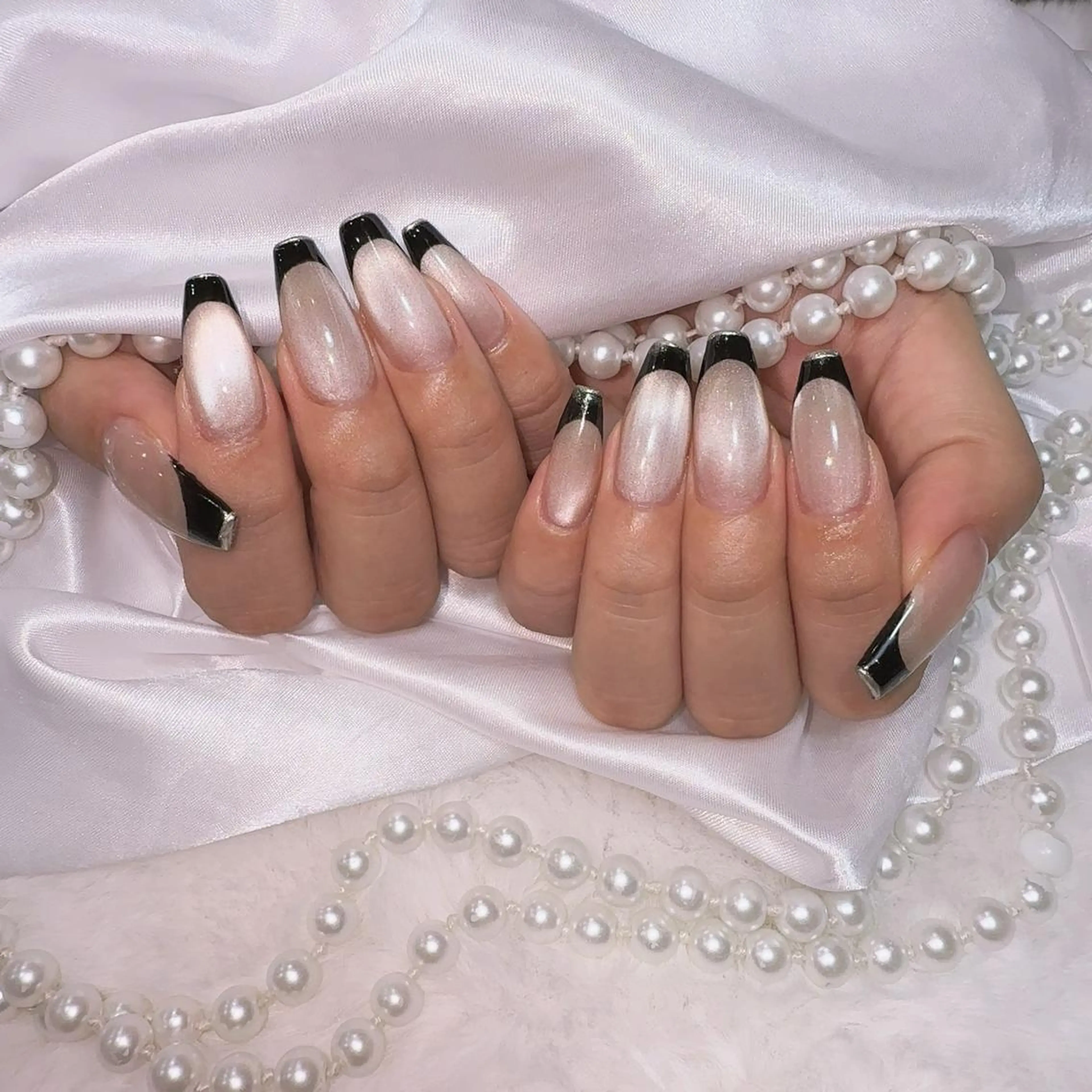 ネイル アートネイル フラッシュネイル フレンチネイル ジェルネイル ガラスフレンチ You&Me Yuiのネイルデザイン