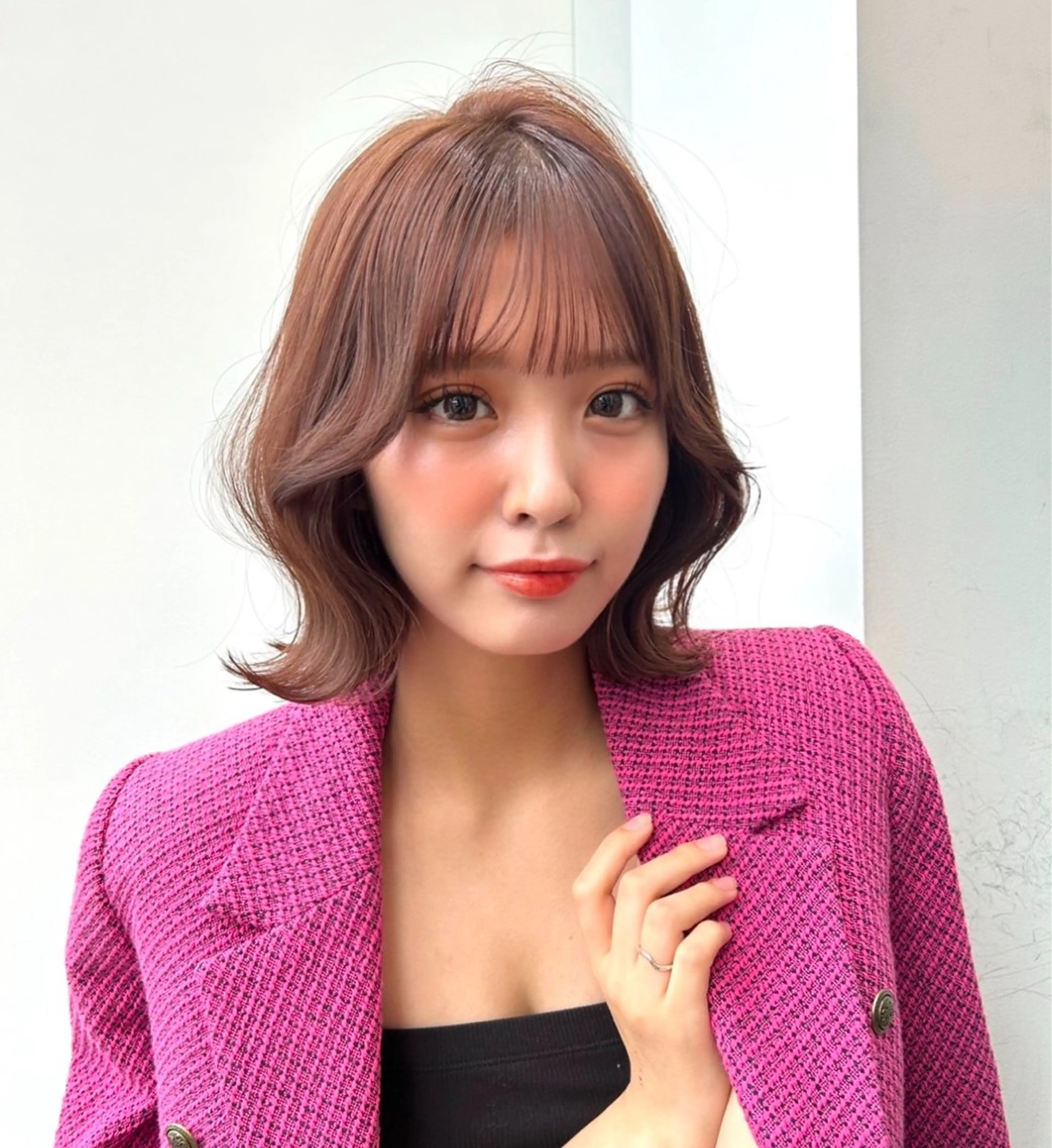 ショート カラー カット ヘアカラー トリートメント 莉乃/縮毛矯正/髪質 改善/艶カラーのヘアスタイル