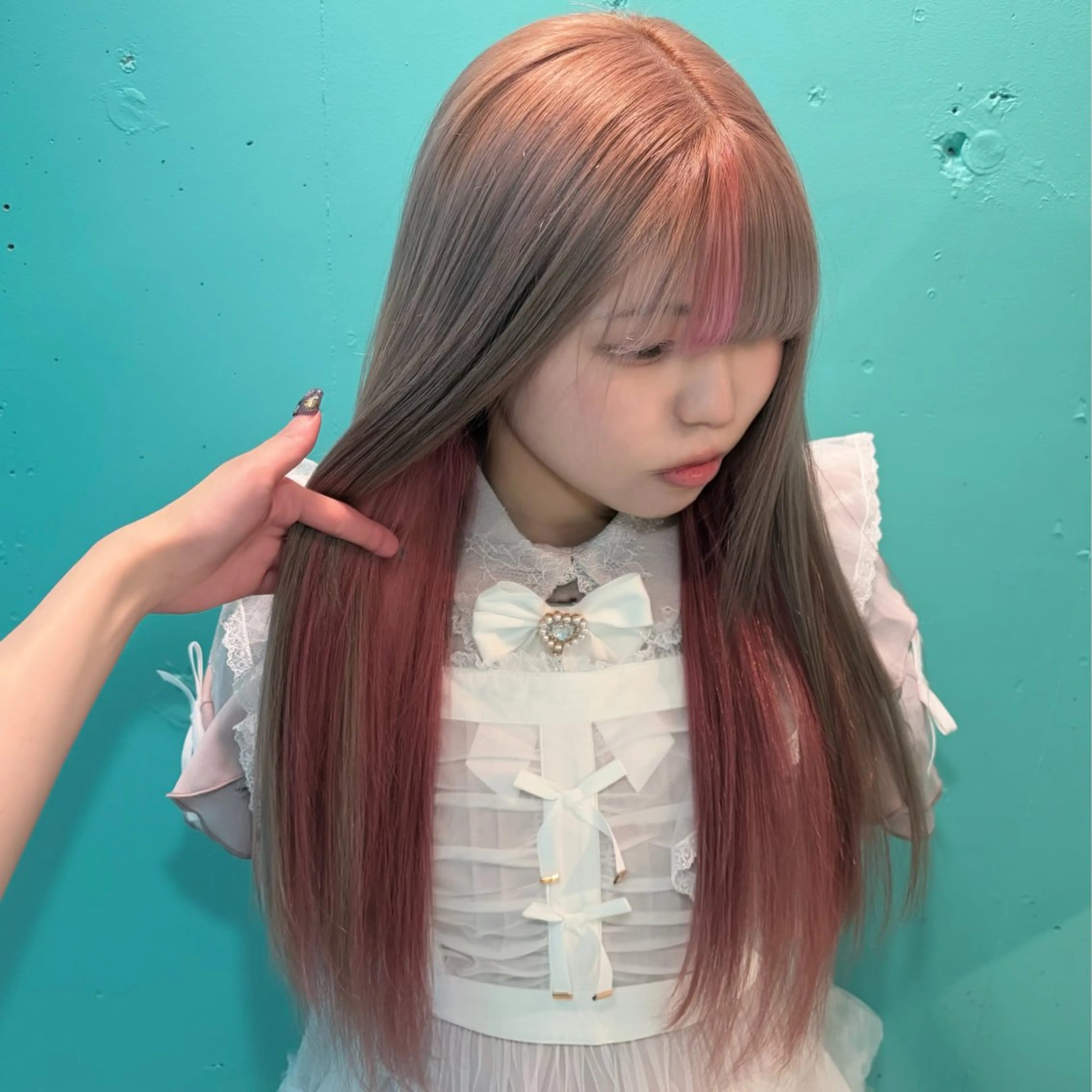 ロング カラー ベージュカラー ミルクティーベージュ ピンクカラー デザインカラー/ ボブ/Natsukiのヘアスタイル