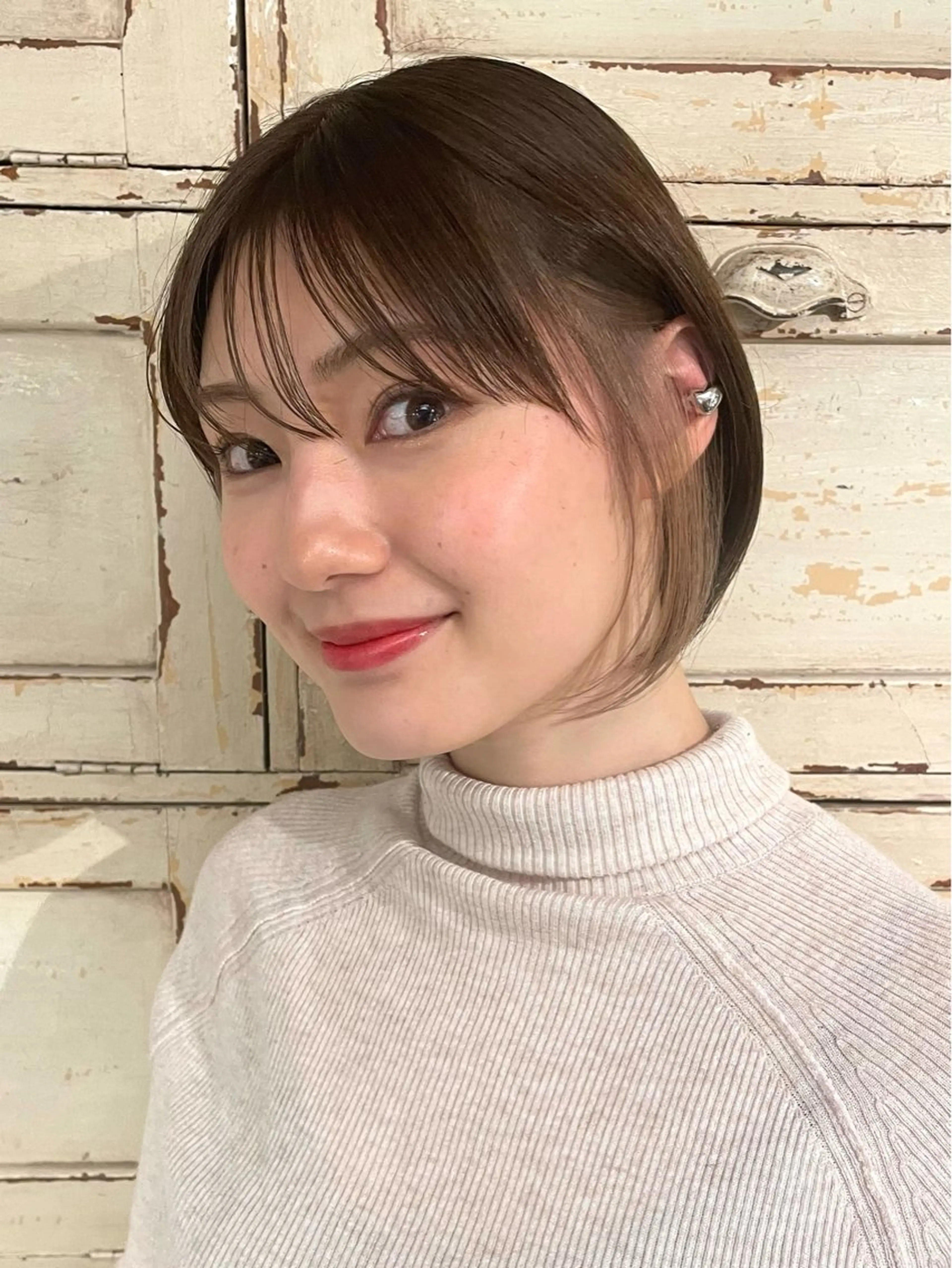 ショート カラー ショートボブ ベージュカラー ブリーチ ダブルカラー インナーカラー カット ヘアカラー RorriM natsuのヘアスタイル