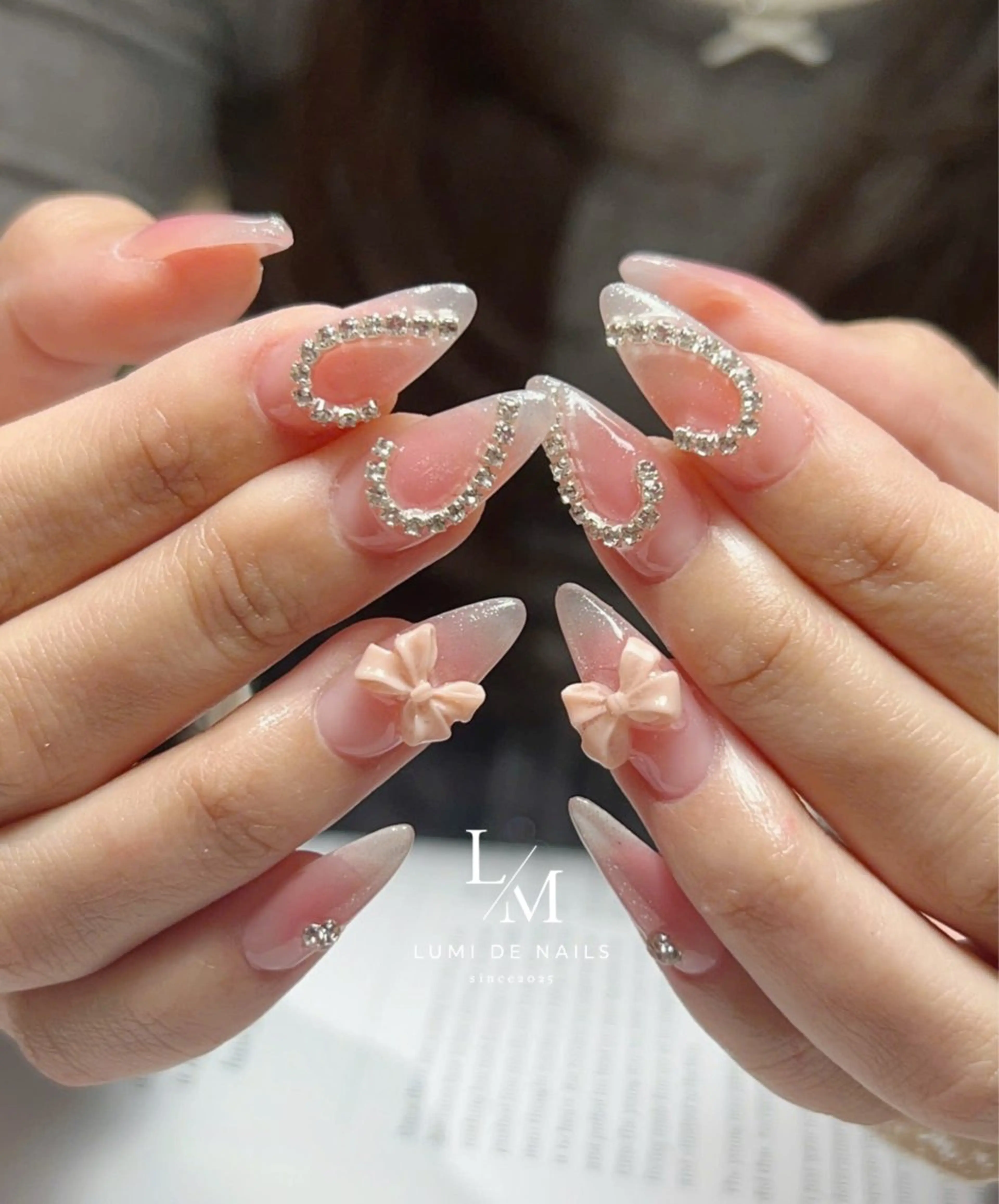ネイル アートネイル フレンチネイル グラデーション 韓国ネイル ラメ(グリッター) ハンドネイル Lumi de nailsのネイルデザイン