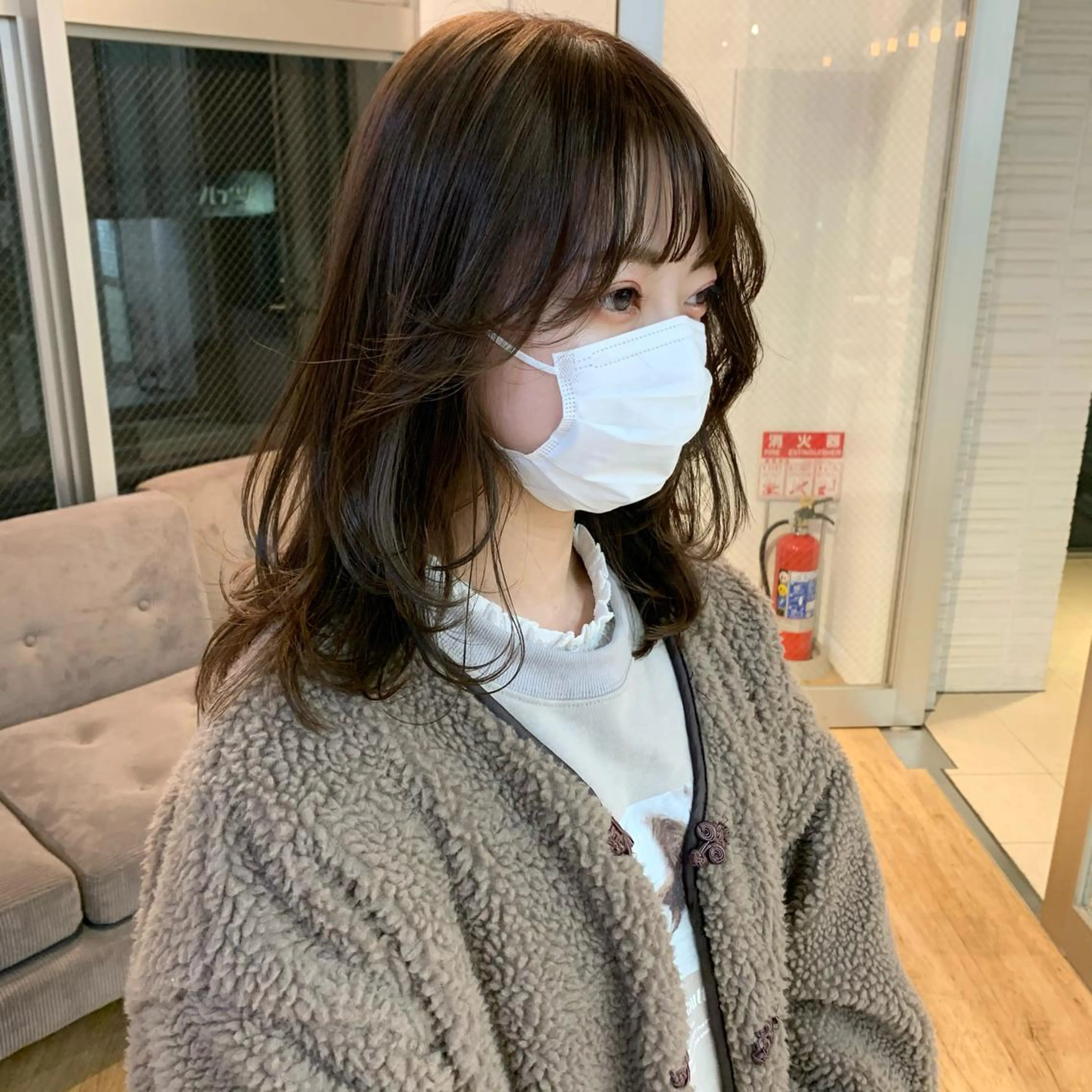 ミディアム くびれヘア くびれレイヤー レイヤーカット ハッシュカット/ハイ トーン/MANAMIのヘアスタイル