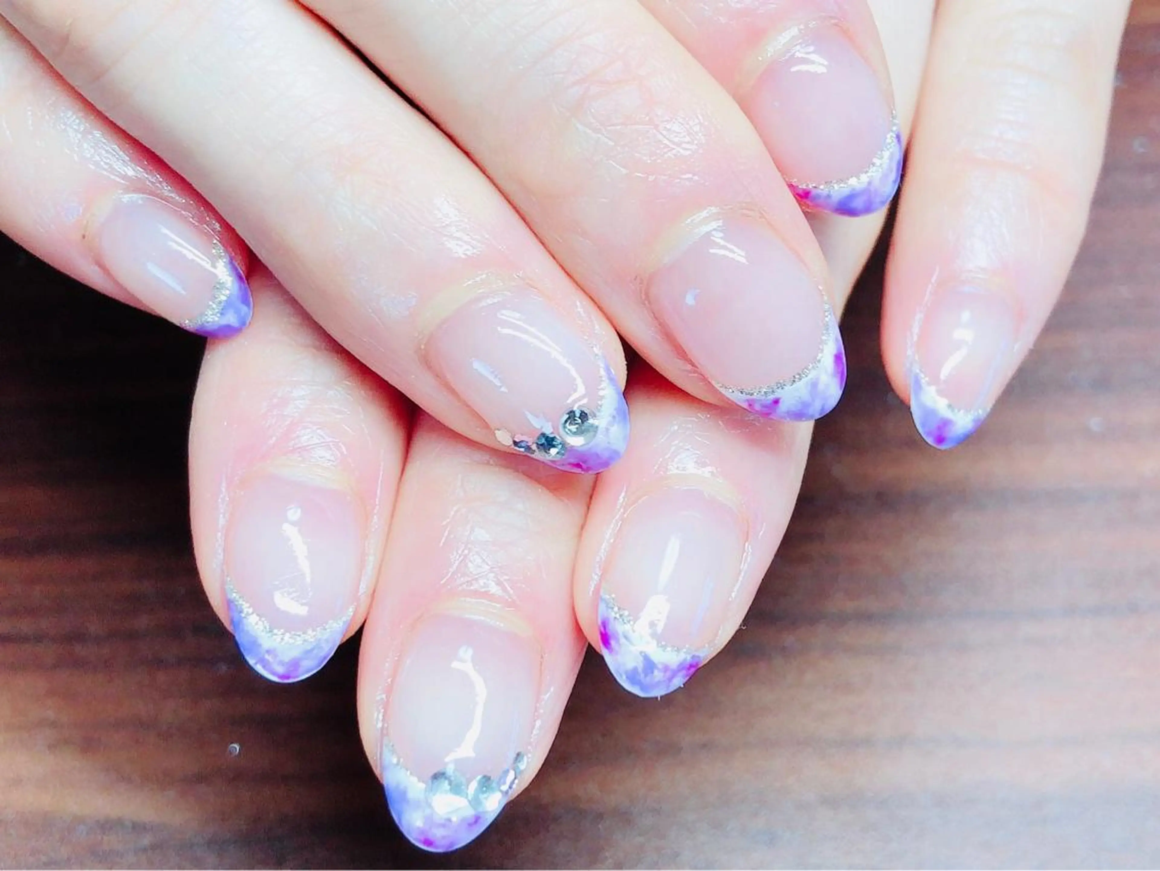 ネイル フレンチネイル gorella Ａのネイルデザイン