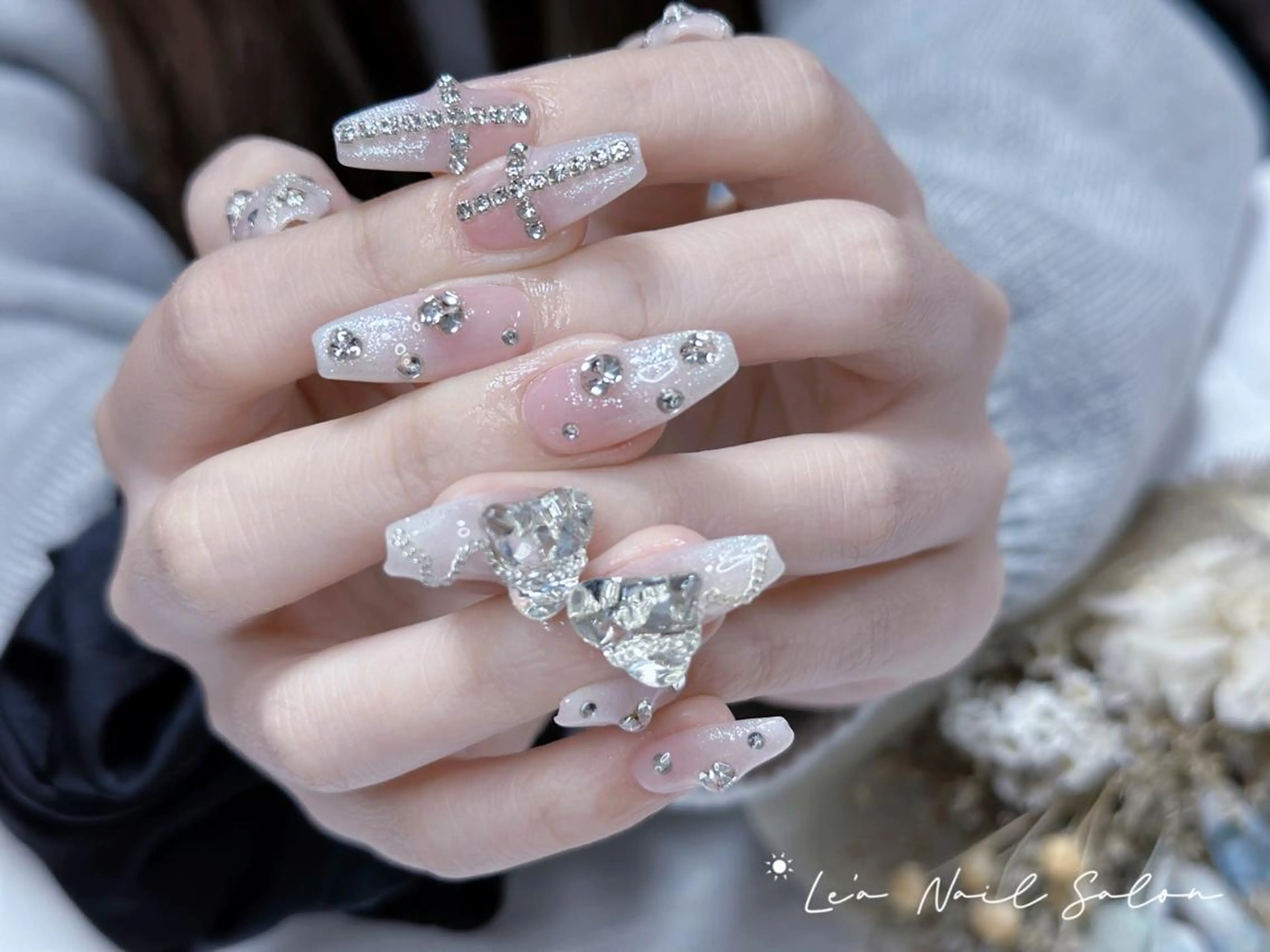 ショート カラー ネイル Le’a NailSalonのネイルデザイン