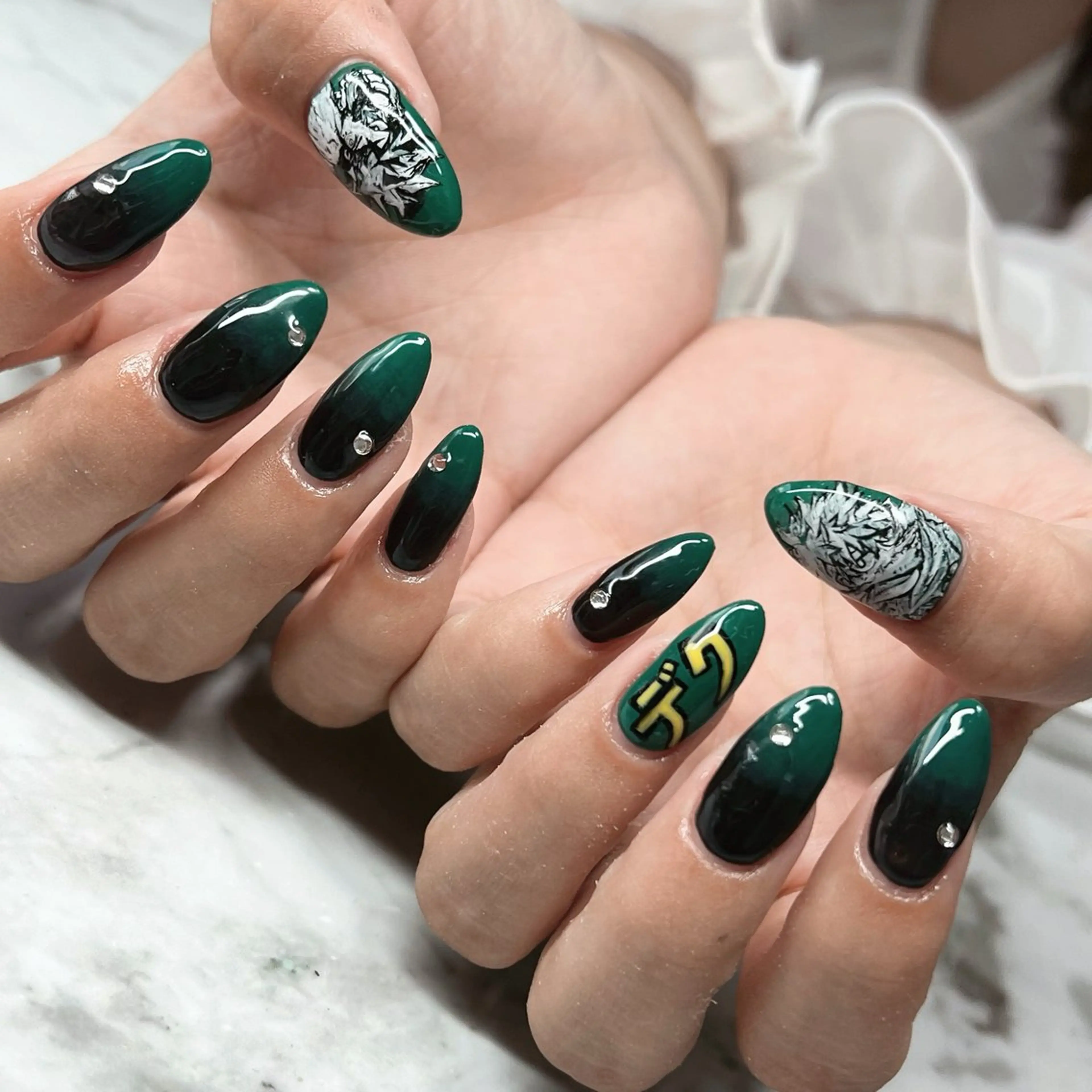 ネイル ハンドネイル Dia Nail AKIのネイルデザイン