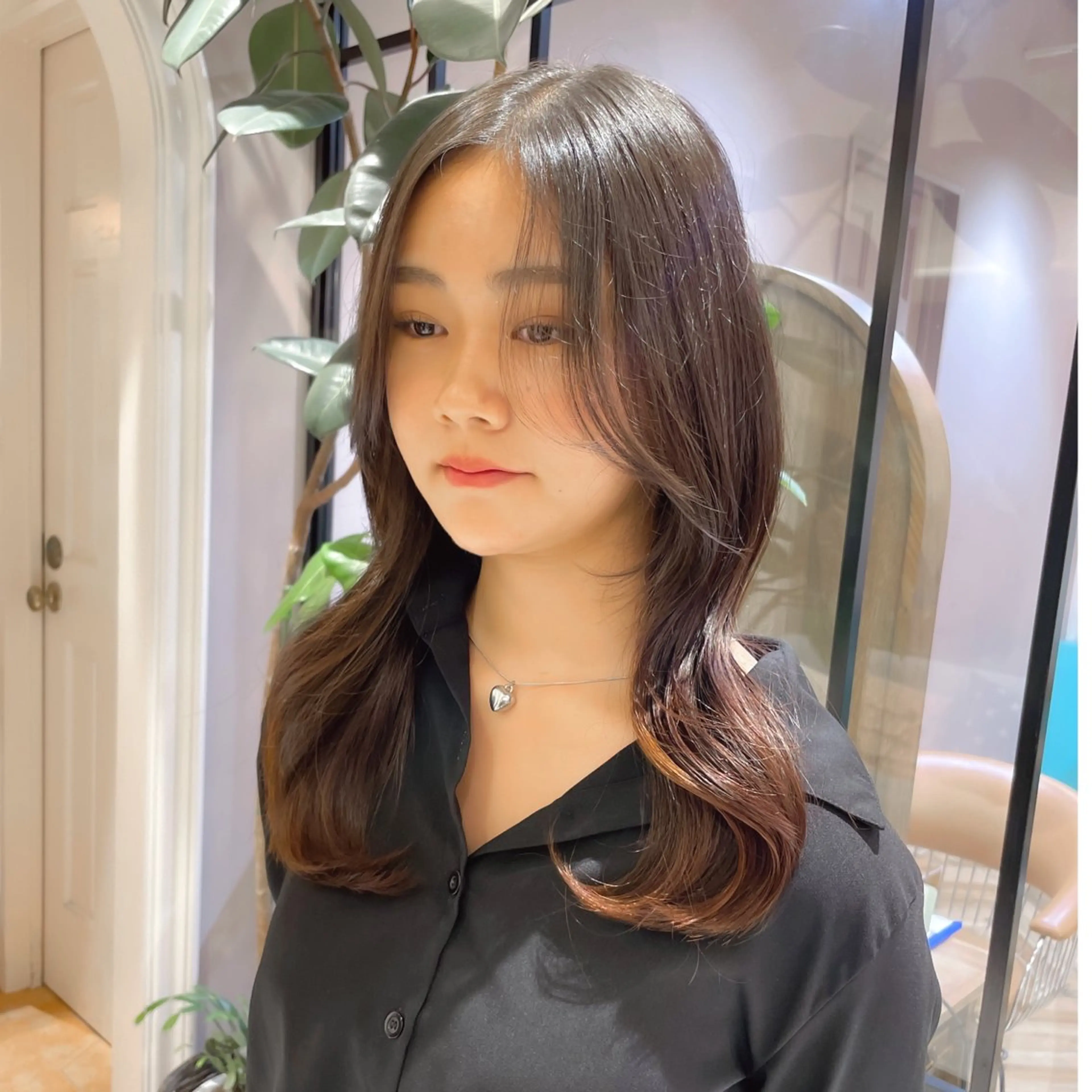 ミディアム カラー カット ヘアカラー トリートメント レイヤー/韓国ヘア 縮毛矯正🫧鈴木颯のヘアスタイル