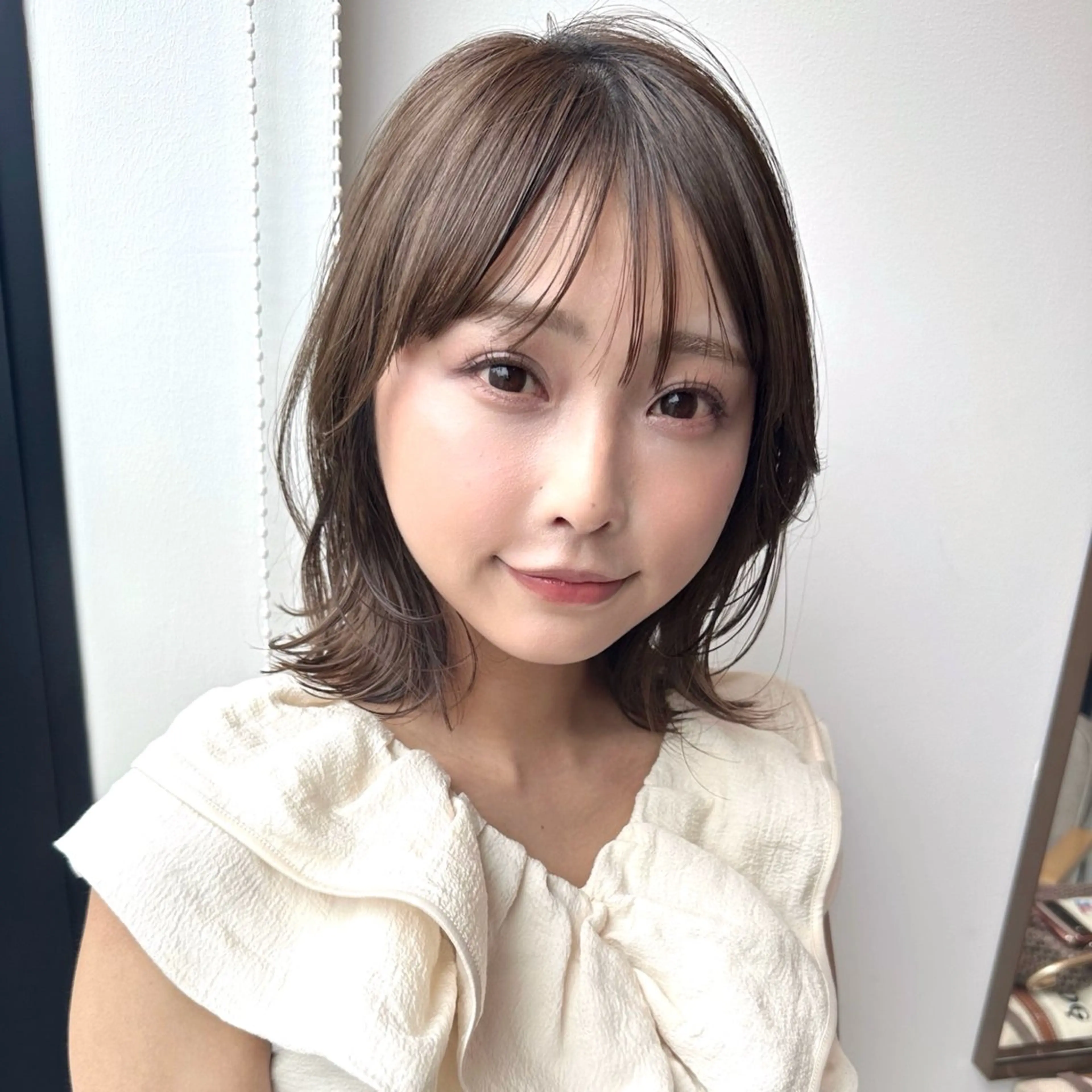 ミディアム カラー ボブ くびれヘア カット ヘアカラー take/ショート& レイヤーカット/銀座のヘアスタイル