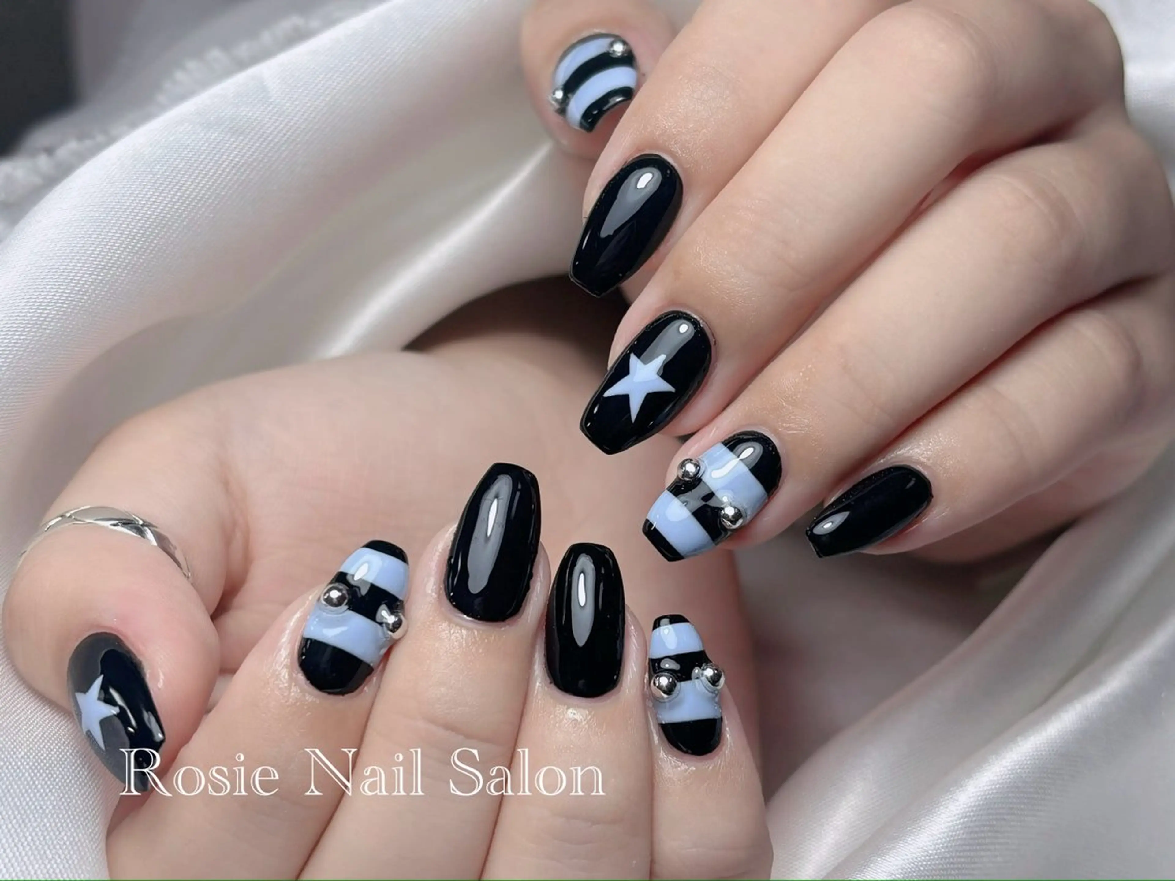 ネイル Rosie Nail サロン南越谷のネイルデザイン