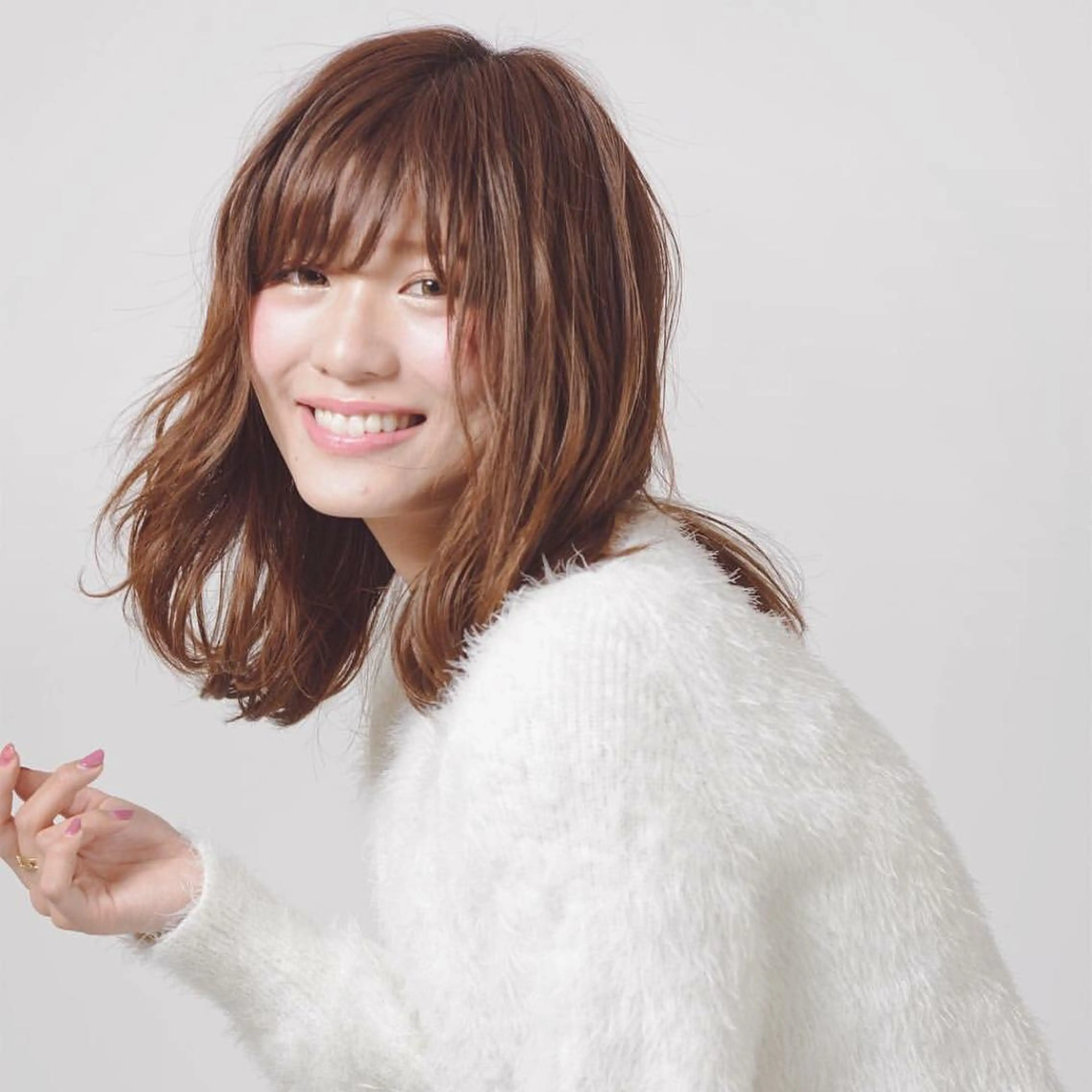 ミディアム カラー ベージュカラー オレンジ オレンジベージュ 🔹TOMO🔹 圧倒的経験値🔹のヘアスタイル