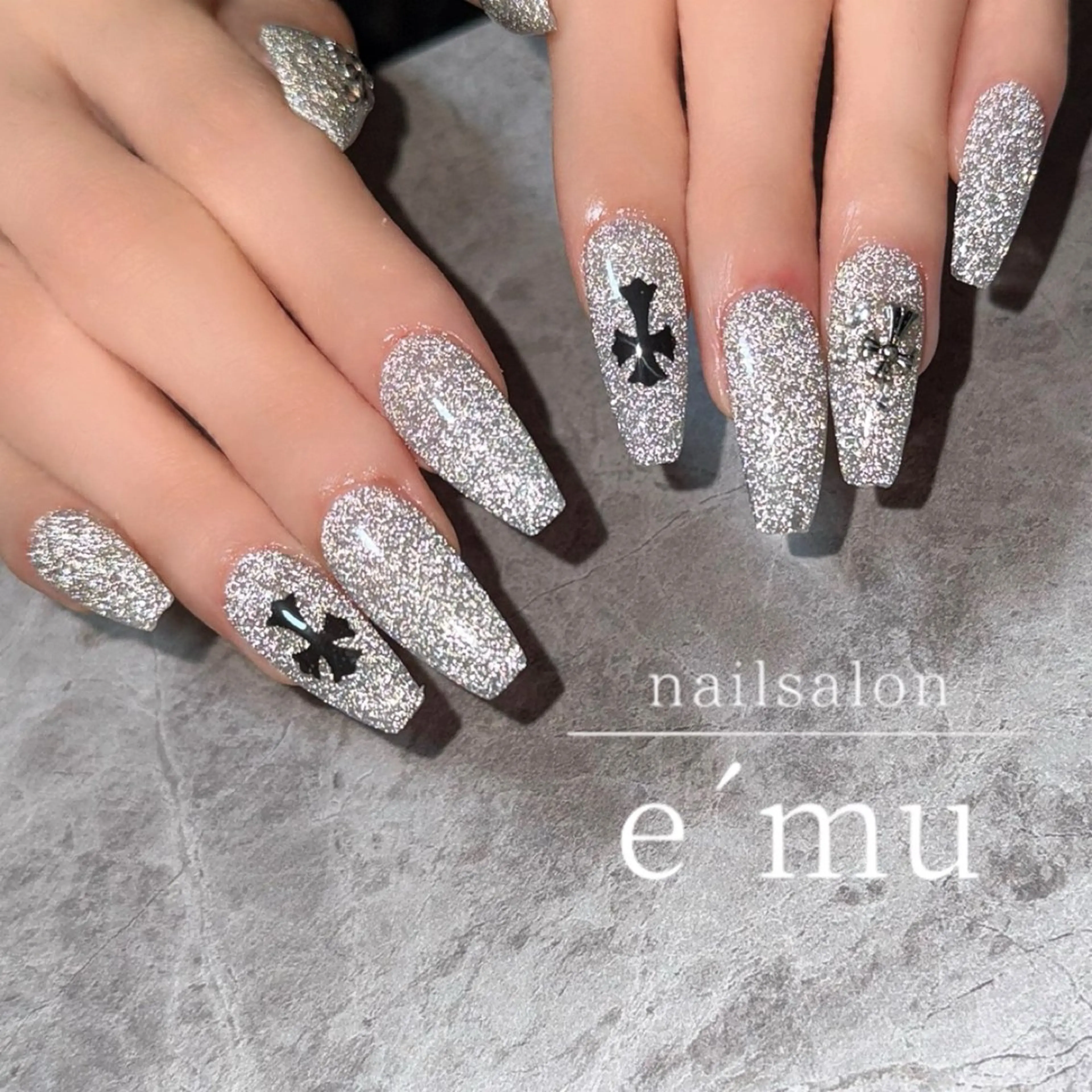 ネイル ハンドネイル nailsalon e´muのネイルデザイン