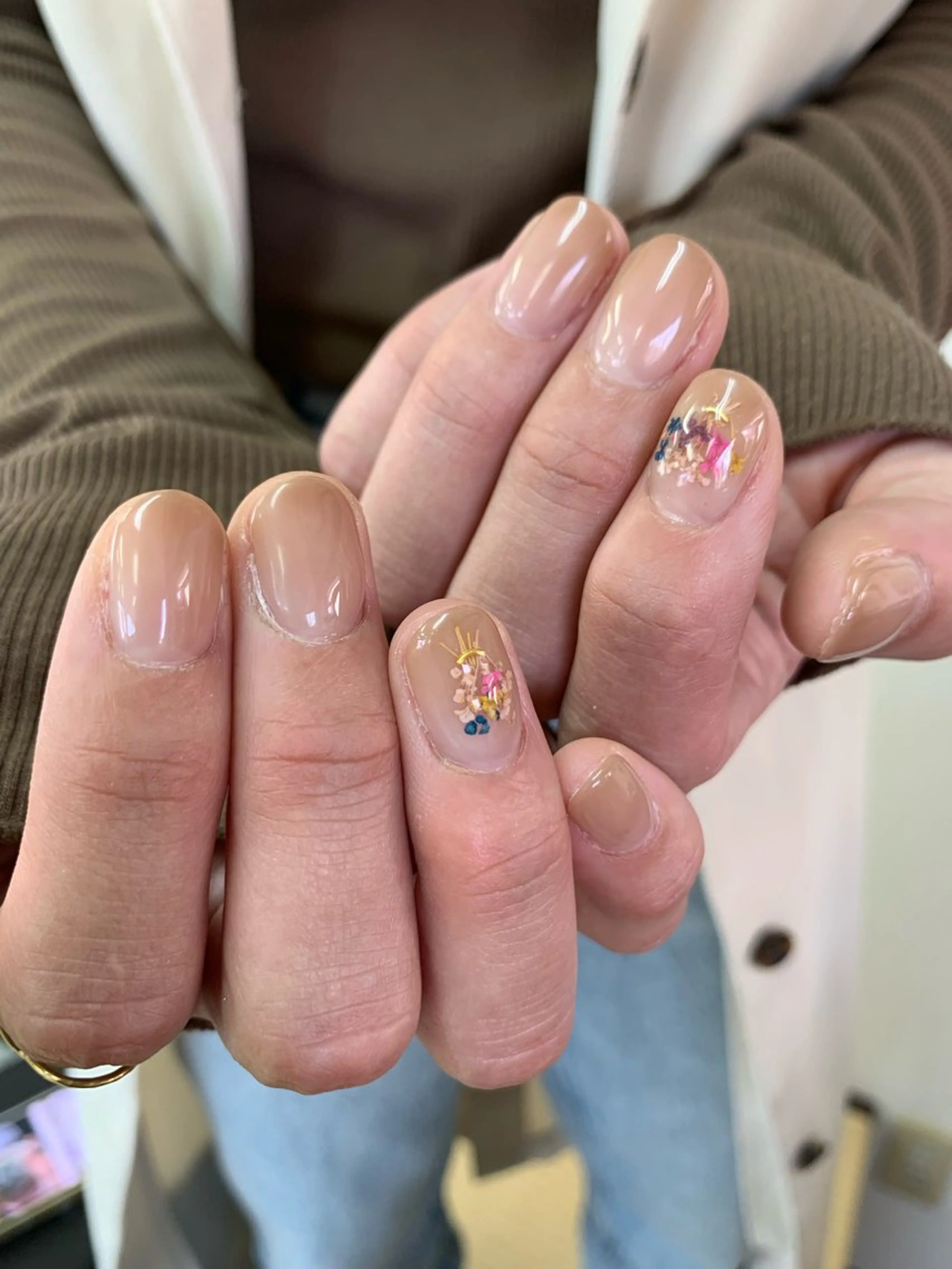 ネイル ワンカラーネイル oyat ..の眉毛・アイブロウイメージ