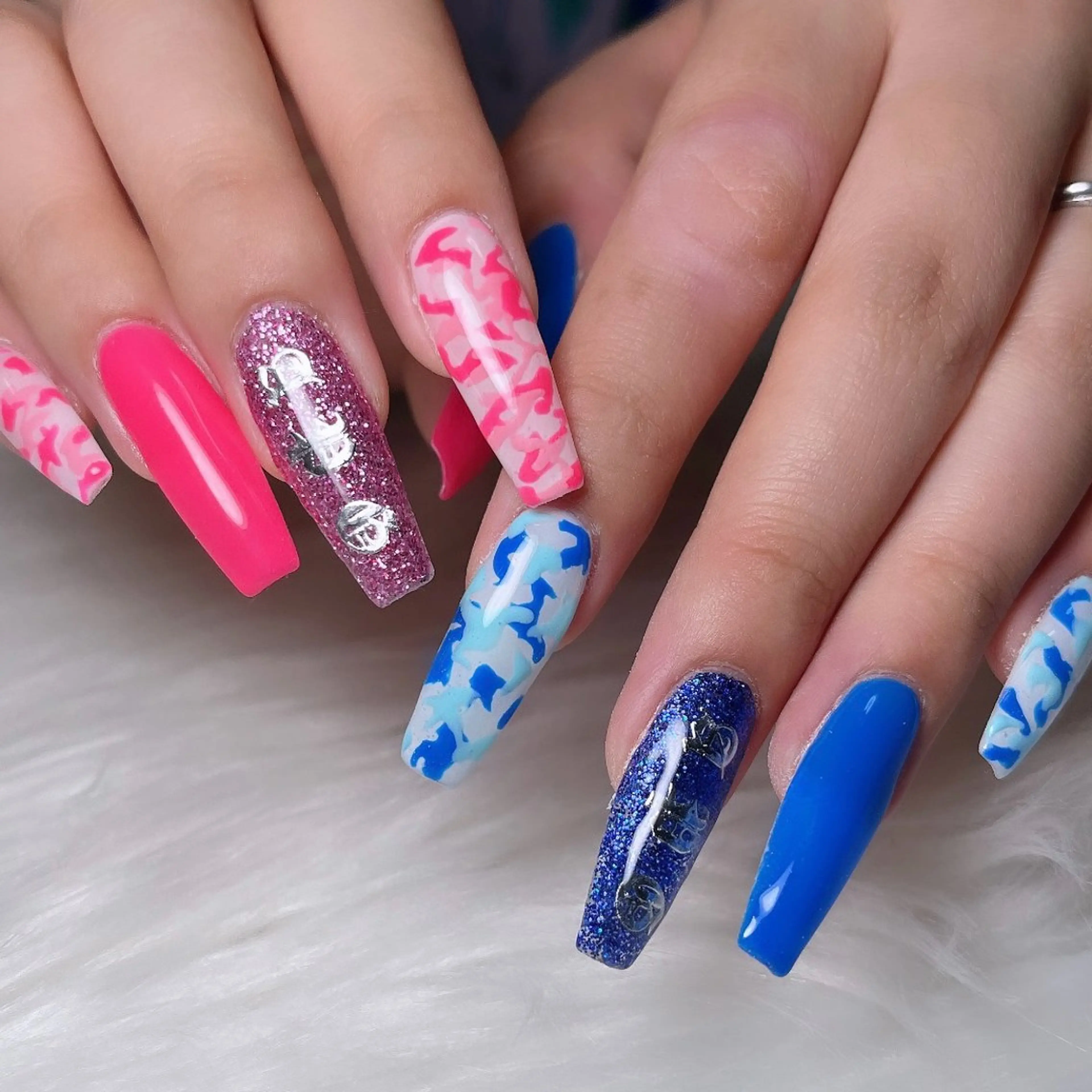 ネイル 韓国ネイル ラメ(グリッター) 持ち込み ハンドネイル 🐕‍🦺Yappy 💗A-tanのネイルデザイン