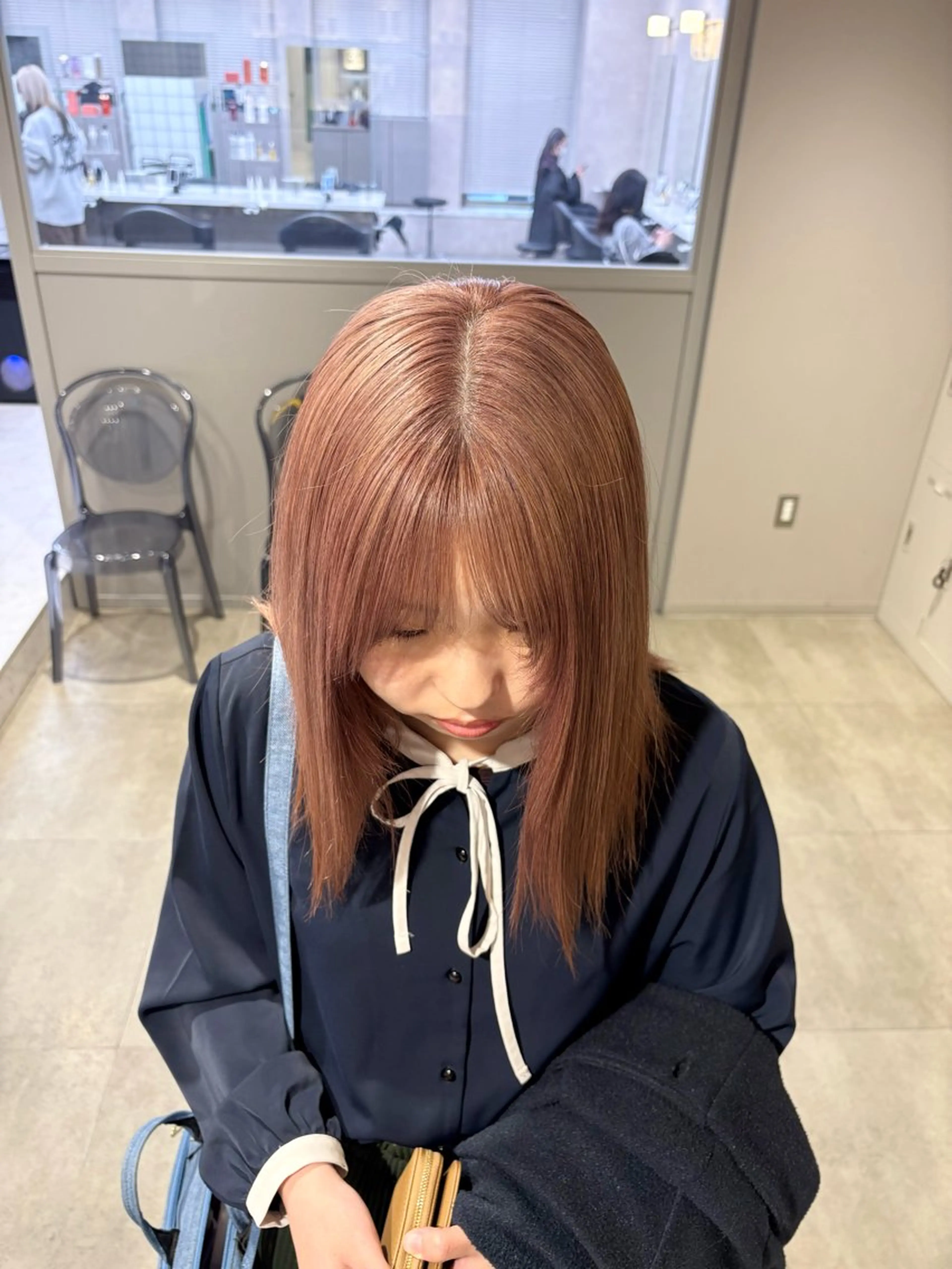 カラー ヘアカラー トリートメント 透明感ベージュ🤎 ナチュラルレイヤーのヘアスタイル