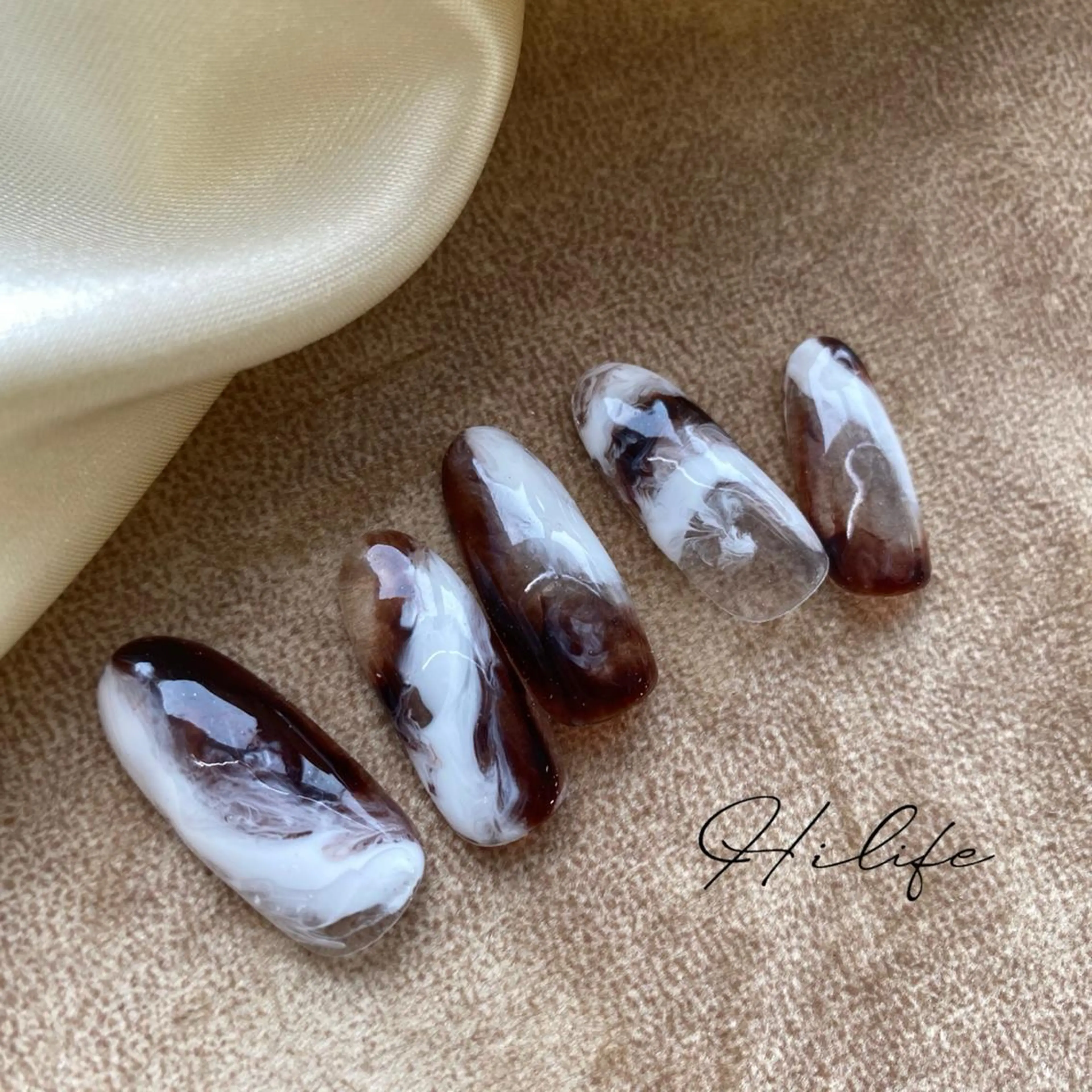 ネイル ニュアンスネイル Nail Adore.のネイルデザイン