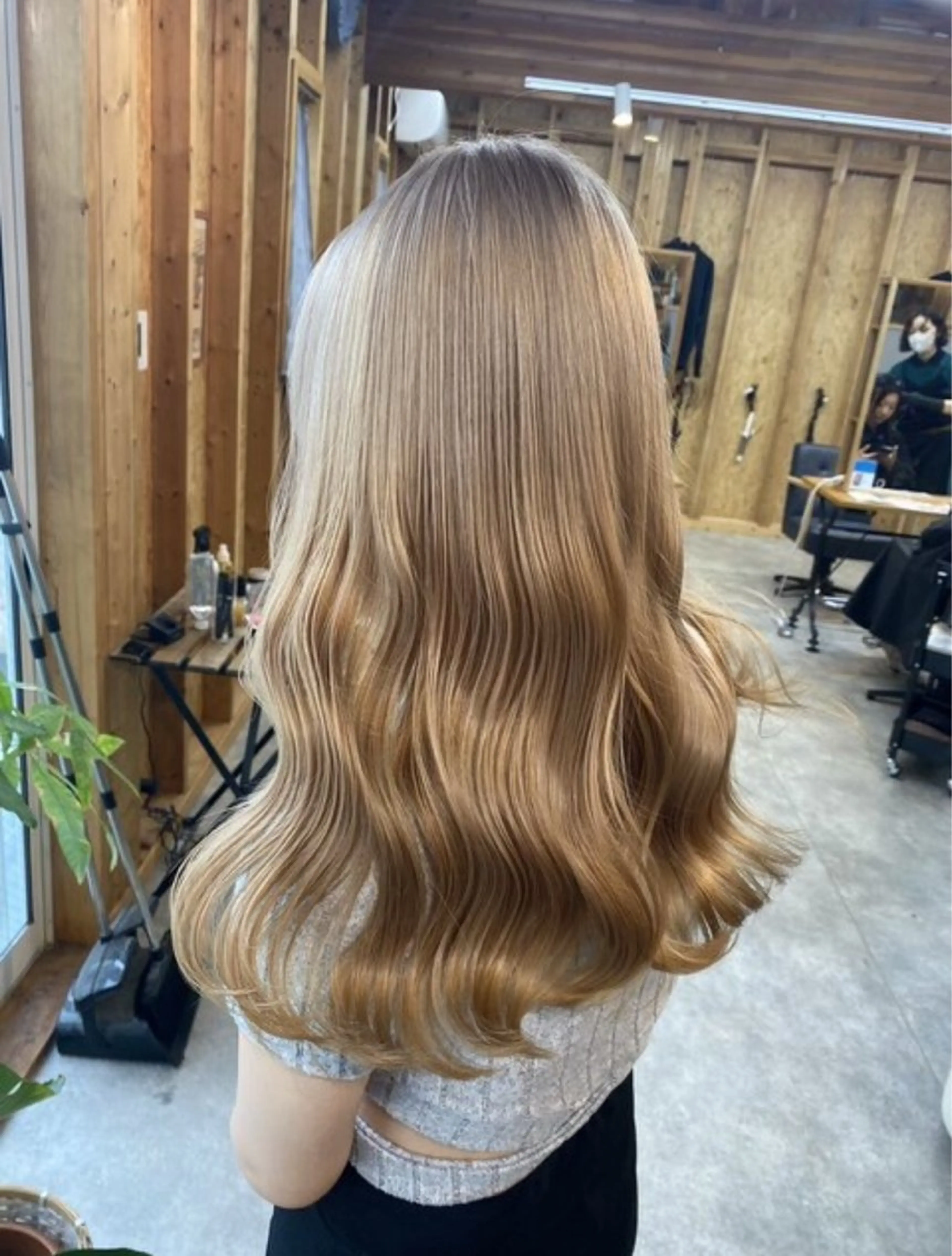 カラー ⛅️柔らかハイトーン ×モテ艶🍒ももかのヘアスタイル