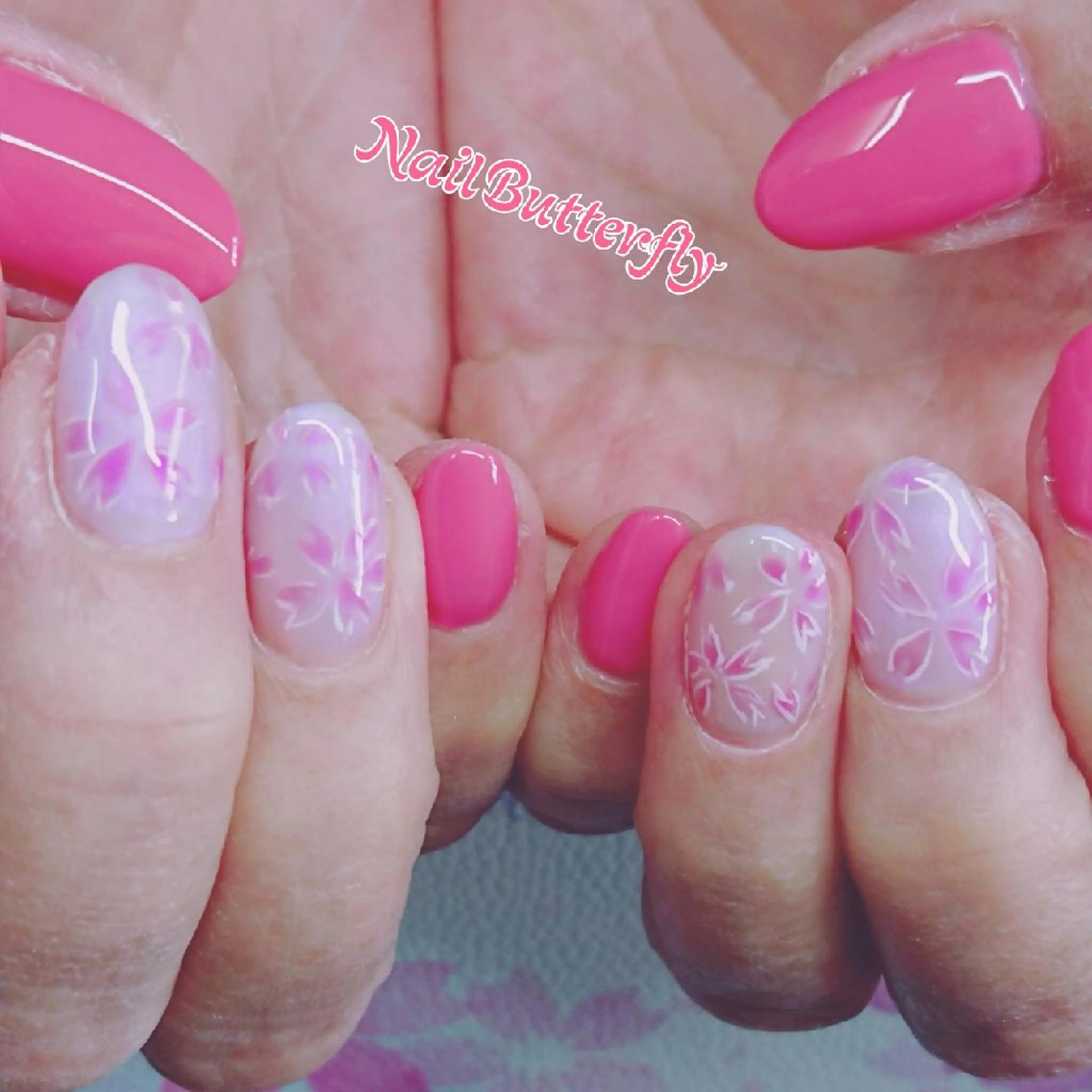 ネイル とねがわ かよこのネイルデザイン