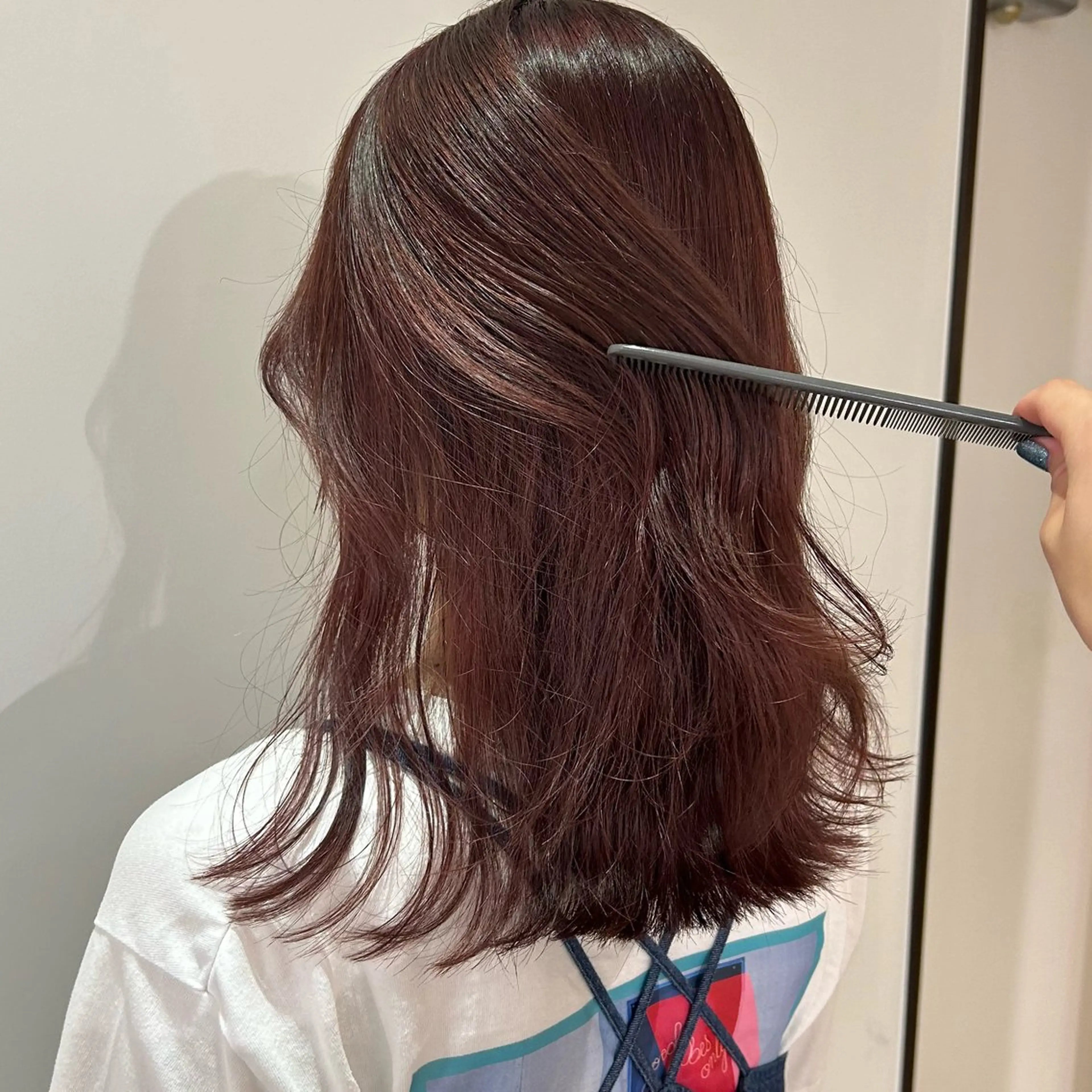 セミロング カラー ブリーチ ケアブリーチ 透明感カラー ダブルカラー ハイトーンカラー nonoka オリーブ/レイヤーのヘアスタイル