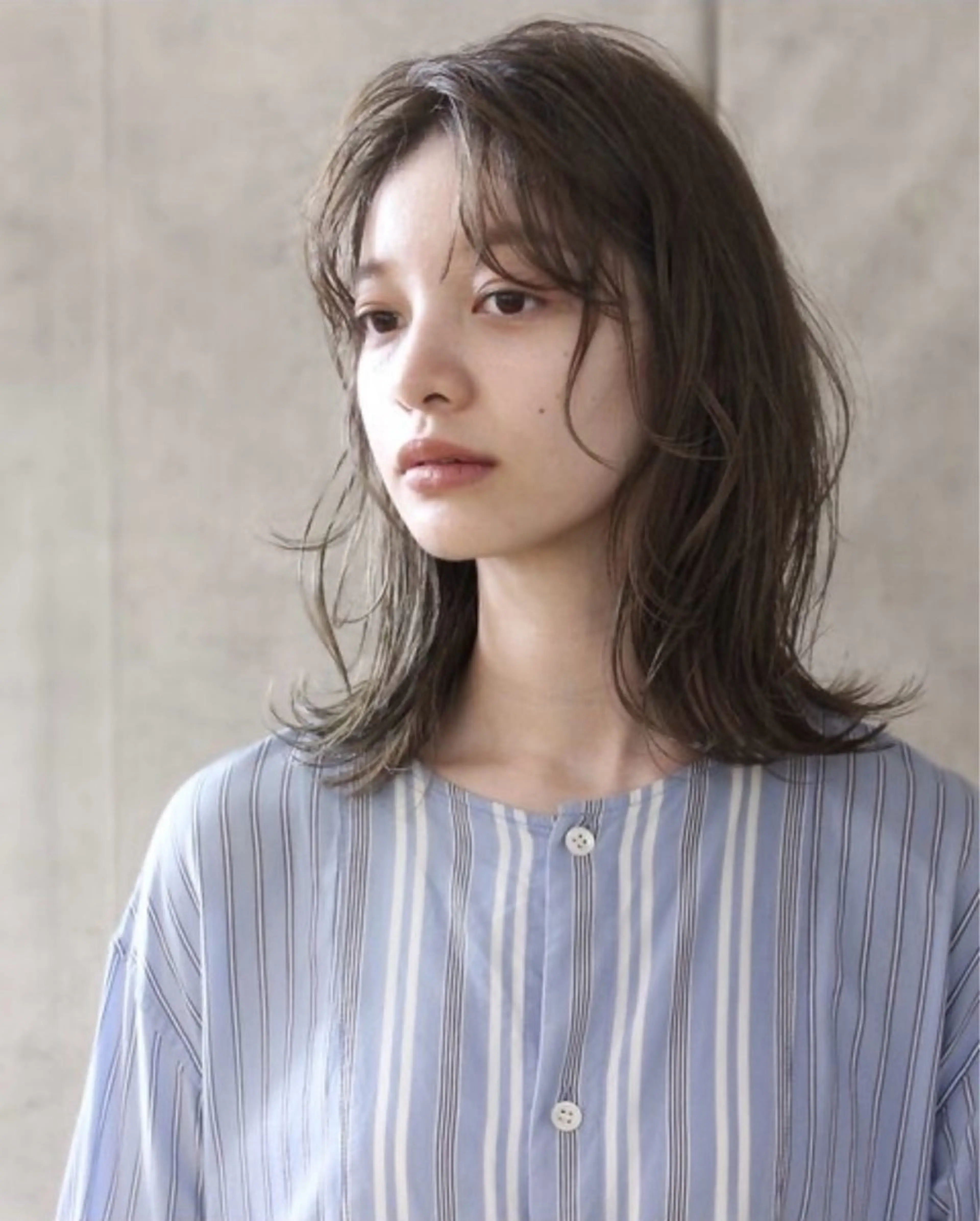 ミディアム 外ハネヘア イノウエタケノリ /カット/パーマのヘアスタイル