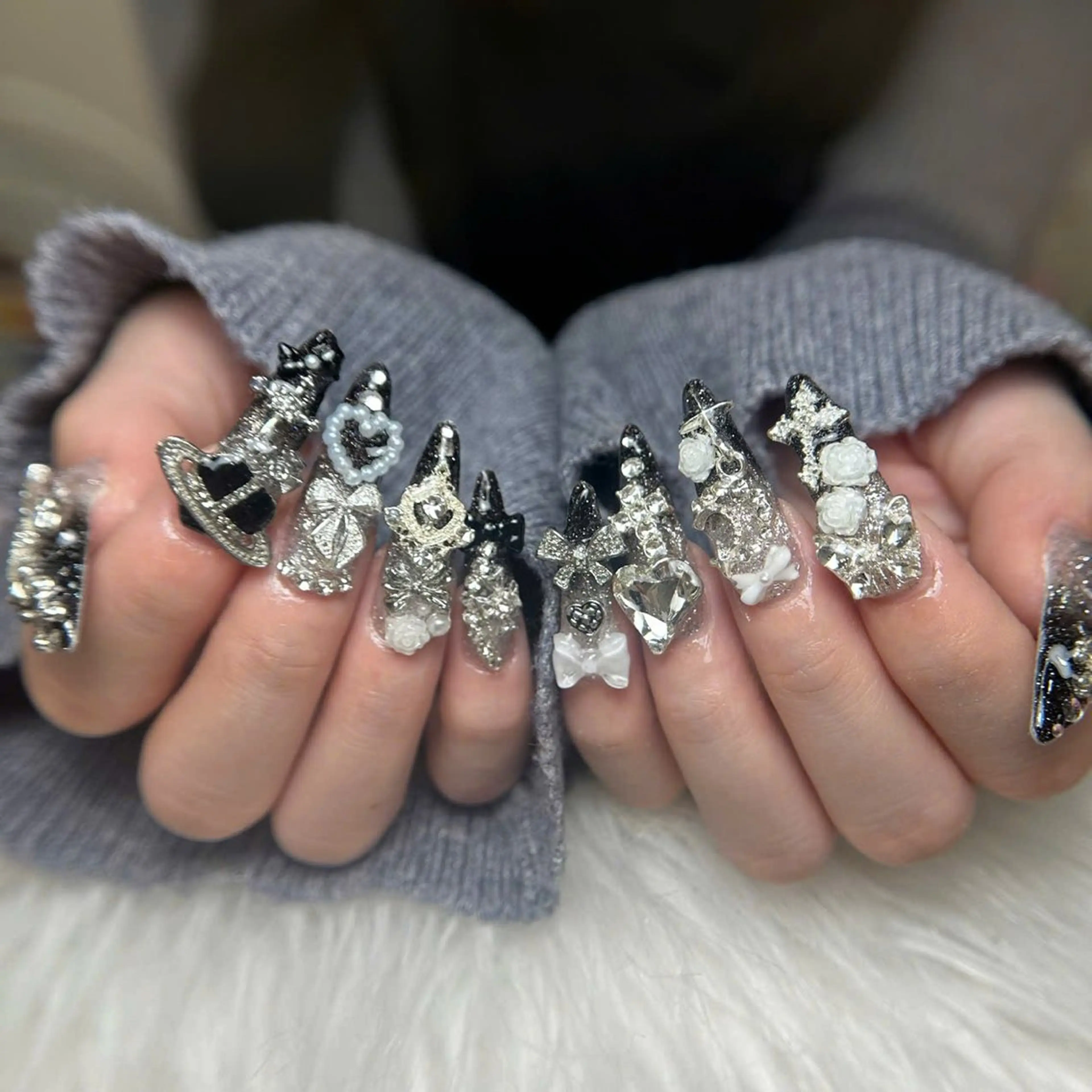 ネイル オーロラネイル 長さ出し フラッシュネイル フレンチネイル ジェルネイル Michi_Nails_Salon所属・Michi Nail Staffのネイルデザイン