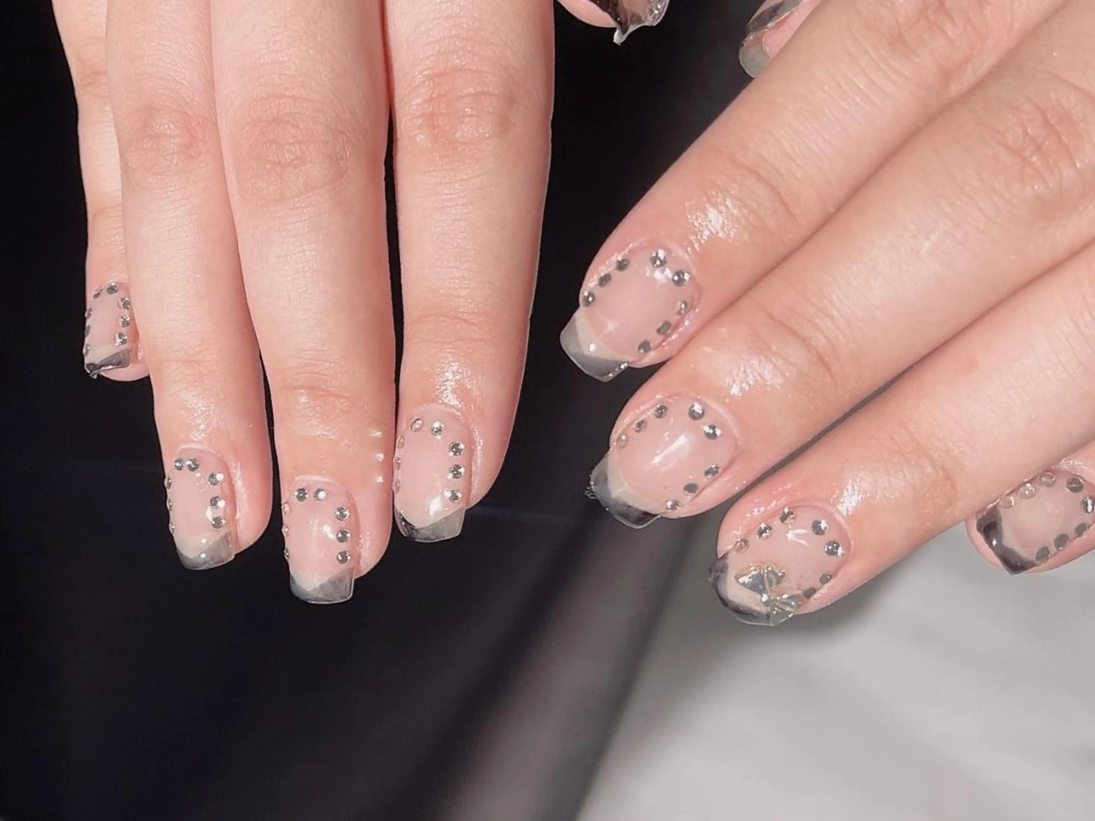 ネイル ki🍒🍒 ki ツルツルネイルのネイルデザイン