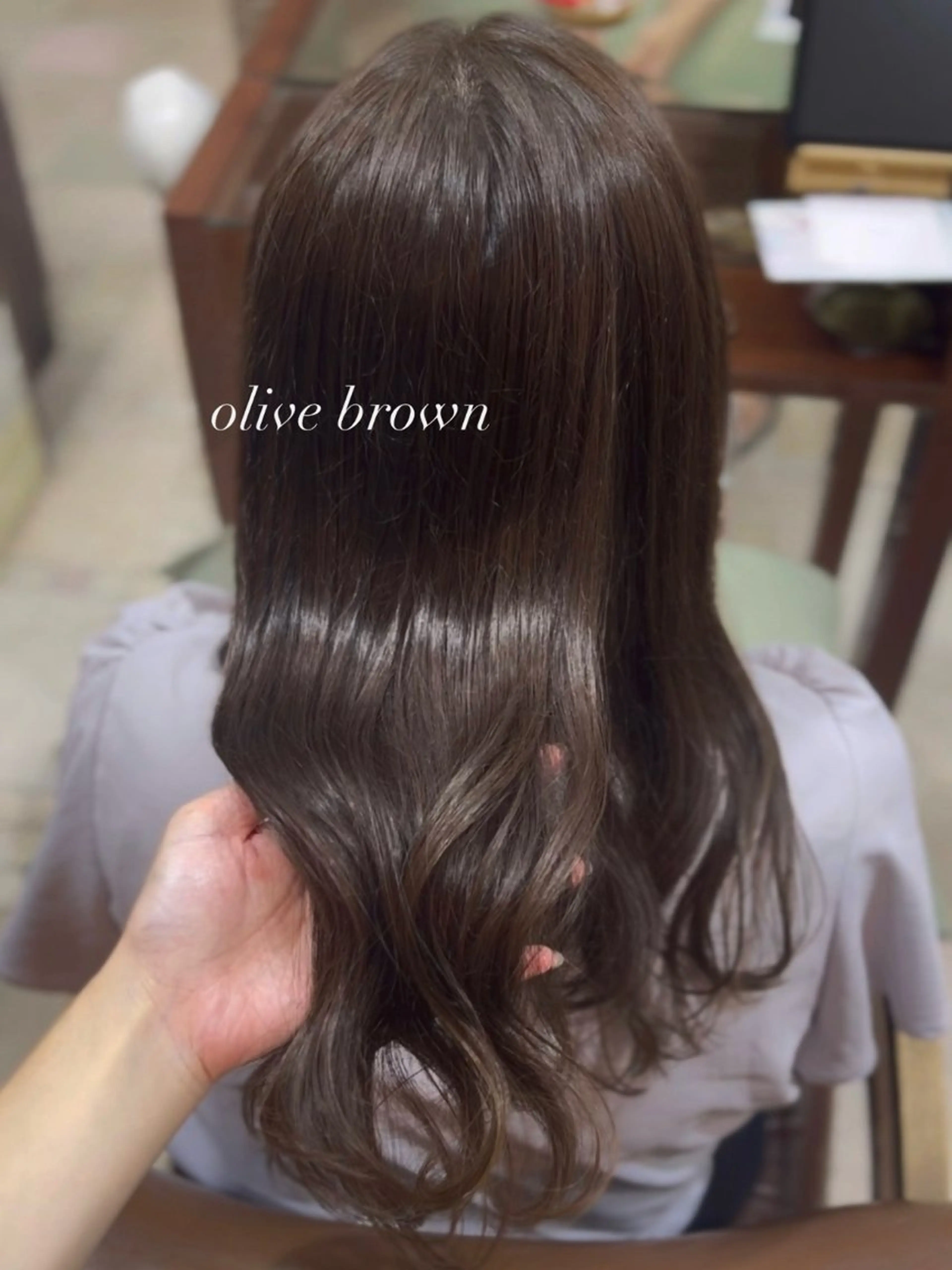 セミロング カラー ブリーチ ブラウンカラー ブリーチなしカラー オリーブブラウン 透明感カラー／ 艶感カラー／RAMUのヘアスタイル
