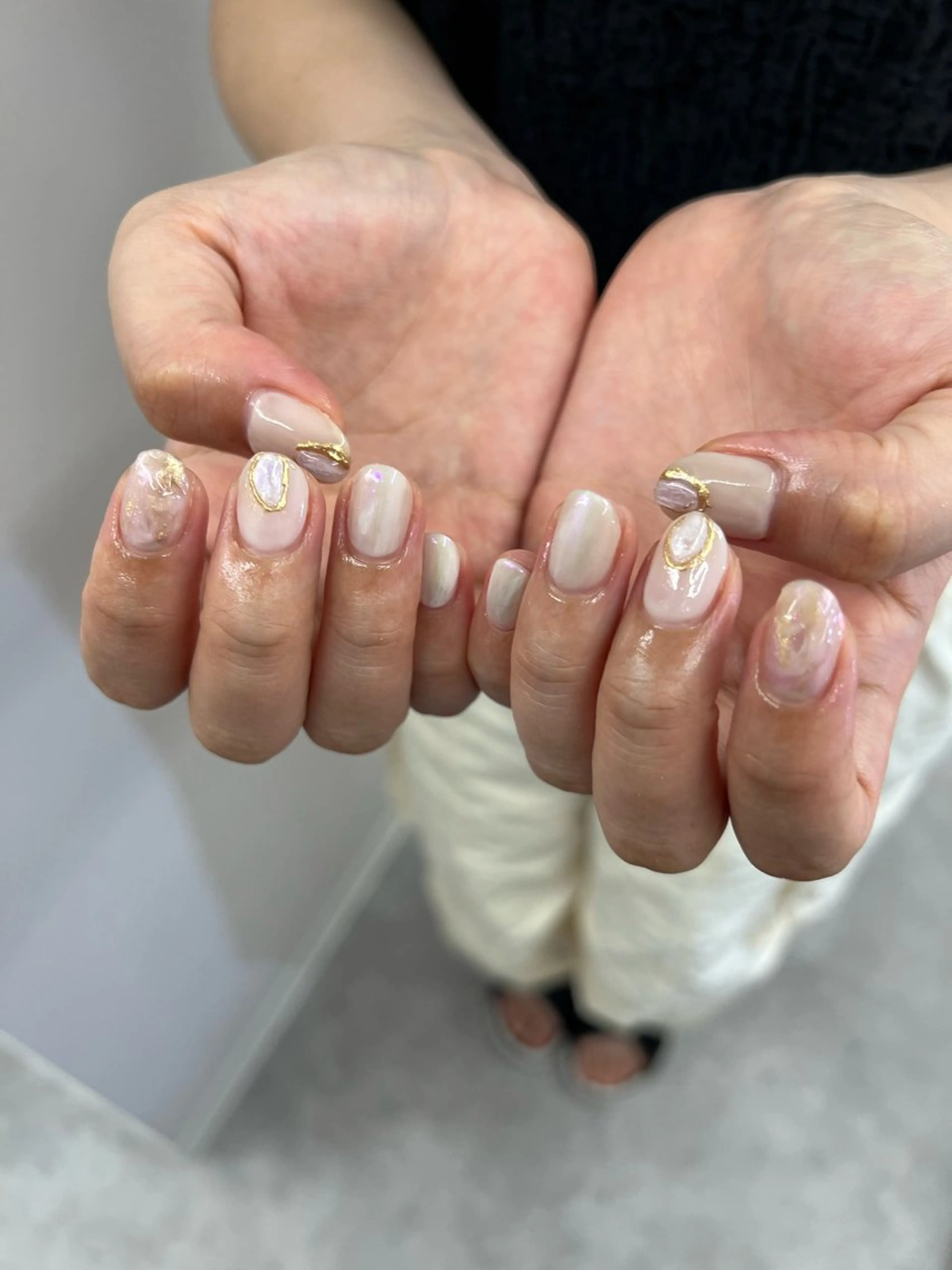 ネイル オーロラネイル ジェルネイル 韓国ネイル マグネットネイル ニュアンスネイル ハンドネイル ハンドケア Bana_ Nailのネイルデザイン