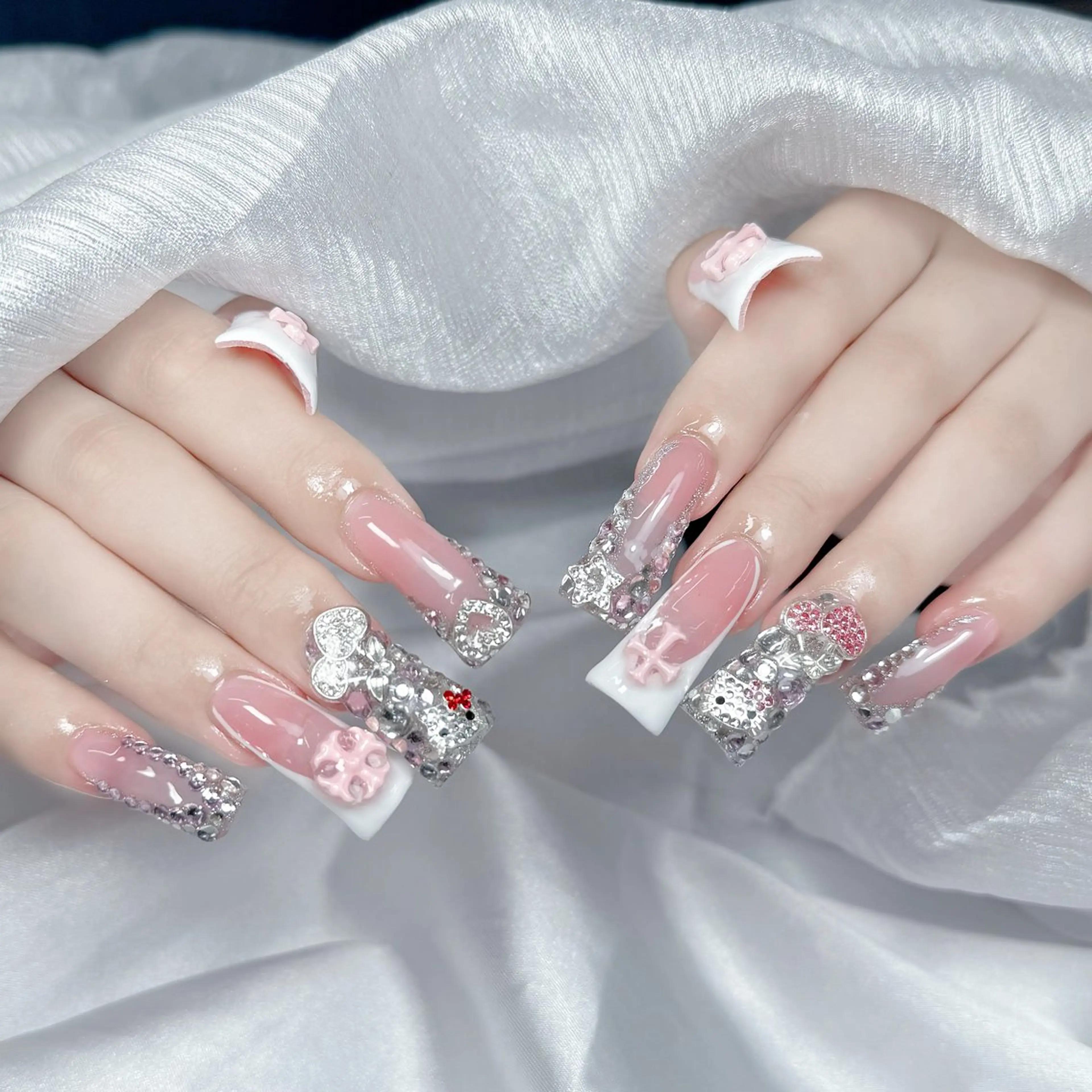 ネイル 🌸Hana 🌸のネイルデザイン