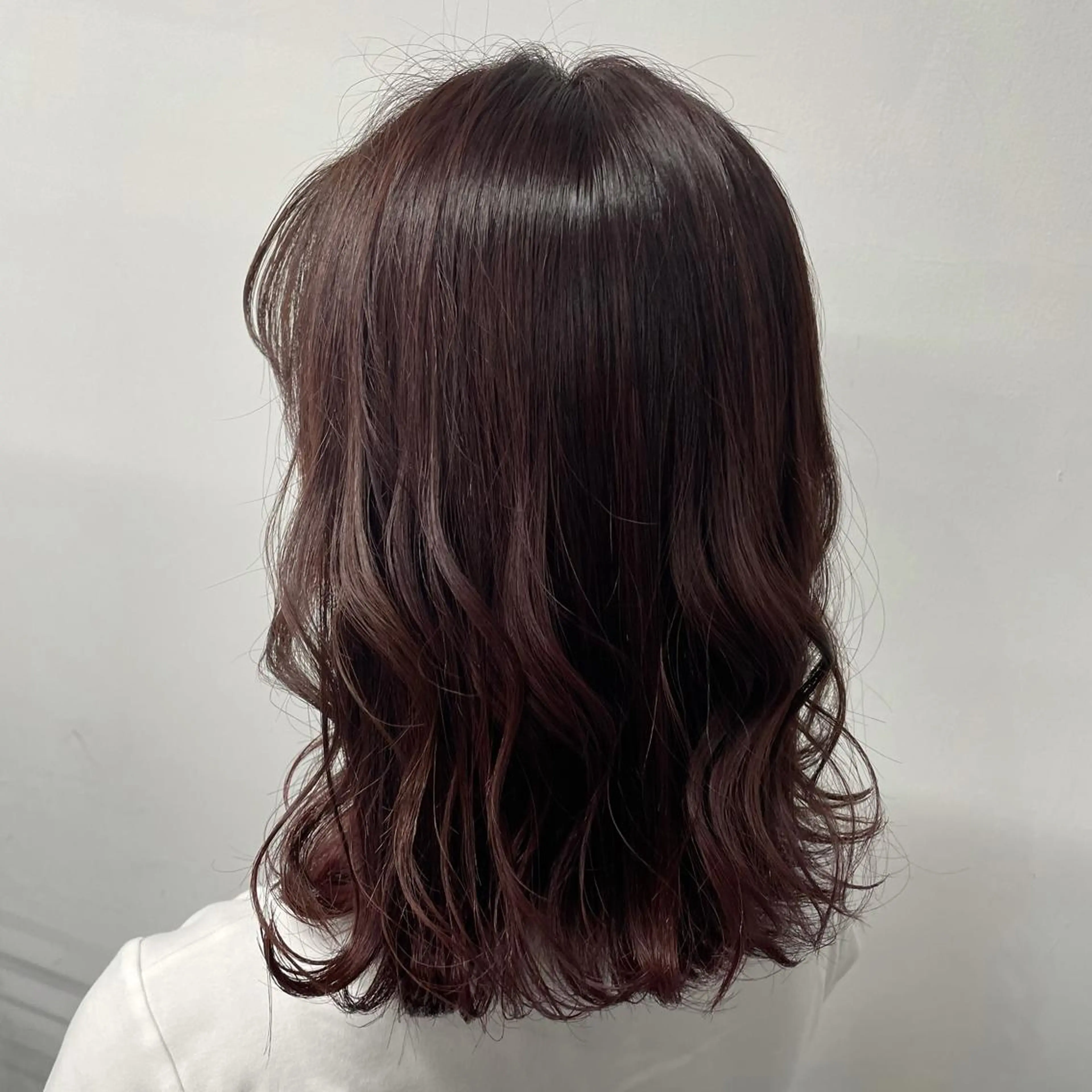 ミディアム カラー パーマ ヘアアレンジ メンズ キッズ マツエク・マツパ 透明感カラー・レイヤ ー🎀amika🎀のヘアスタイル