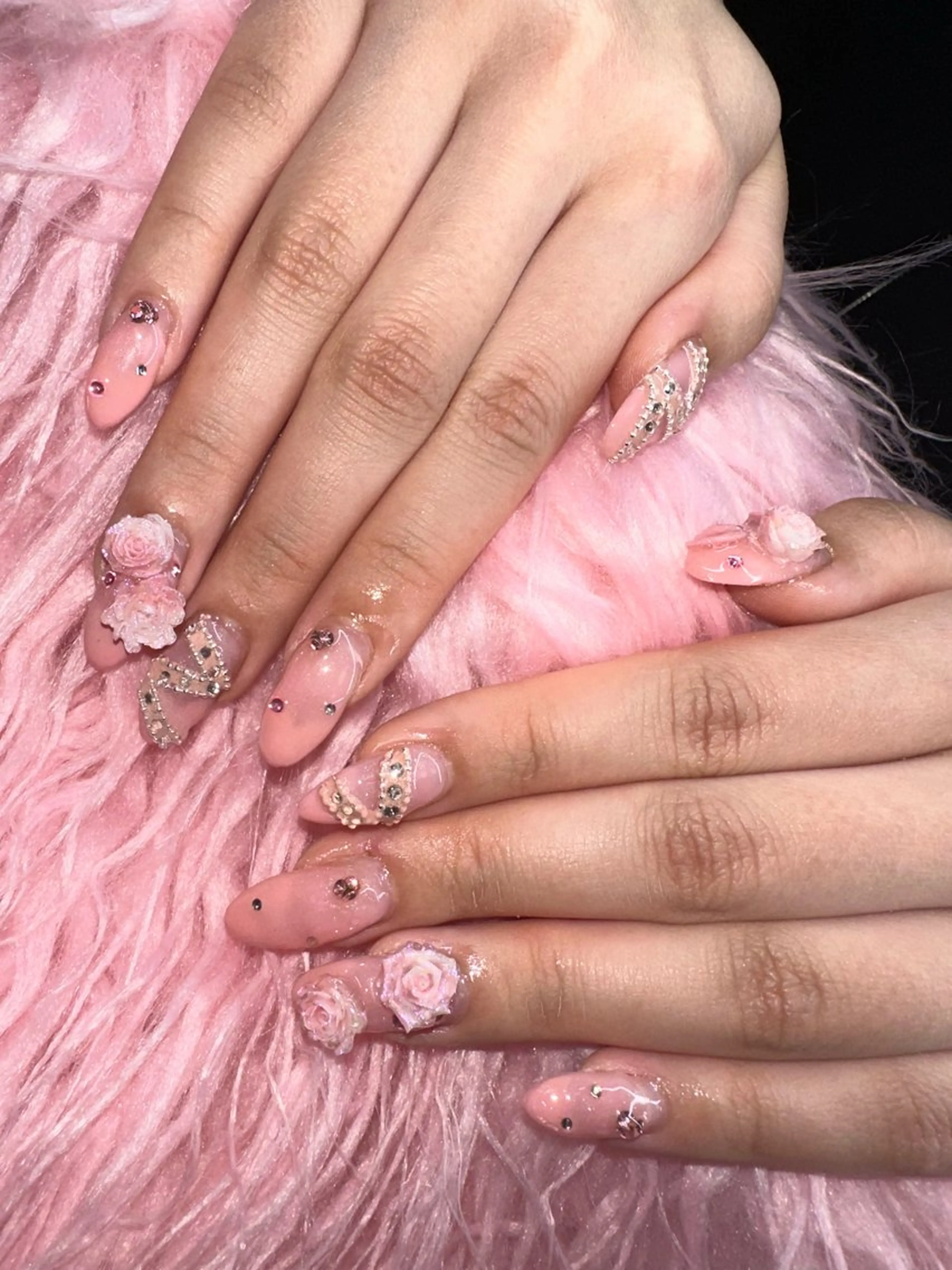 ミディアム ハンドネイル YOKOSUKA🌊 NAIL🌿🫧💛のネイルデザイン