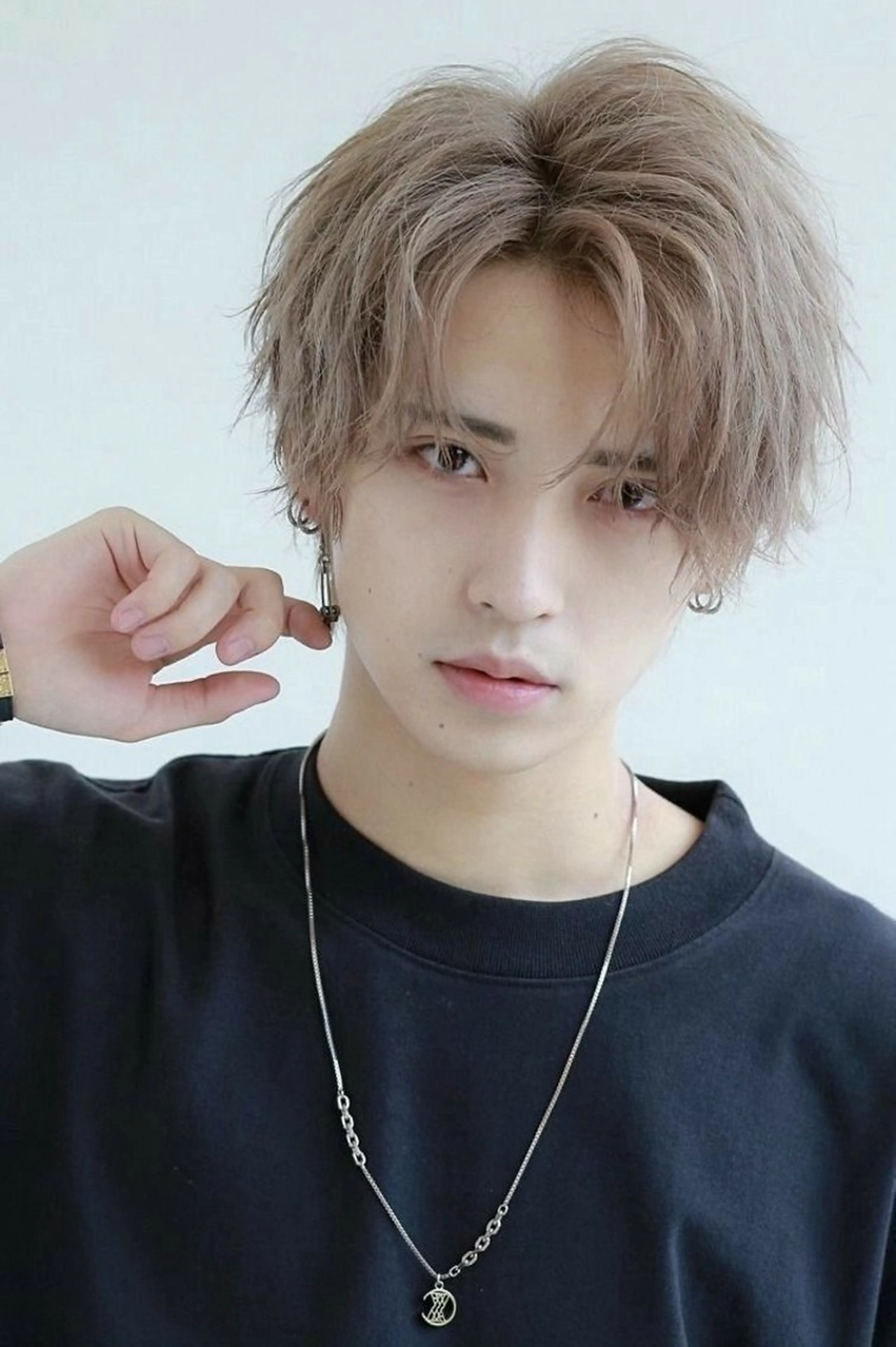 カラー メンズ エンドカラー🔥/ ♰ハイトーンカラー♰のヘアスタイル