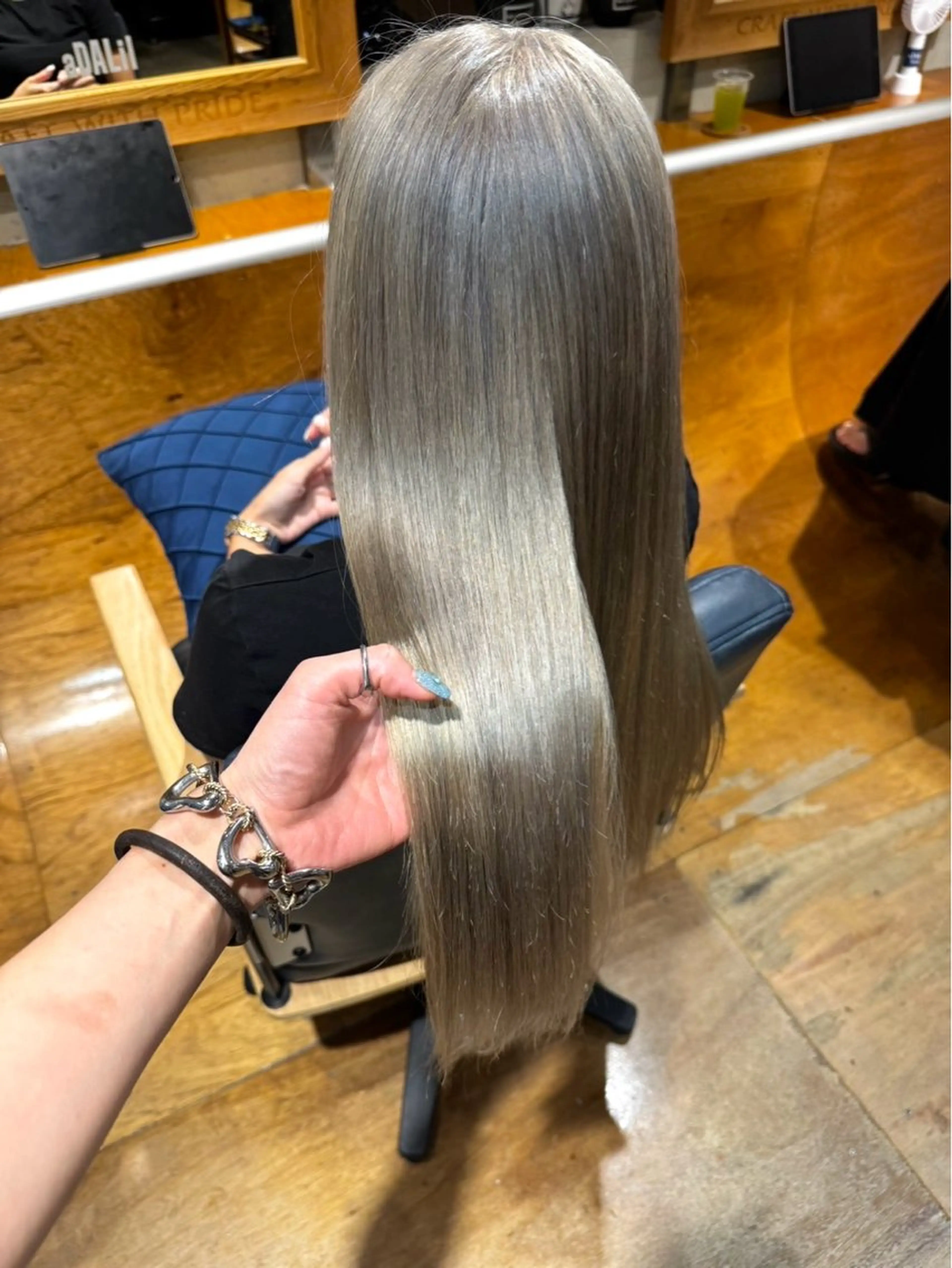 ロング カラー aDALil川越 ⭐️Arisaのヘアスタイル