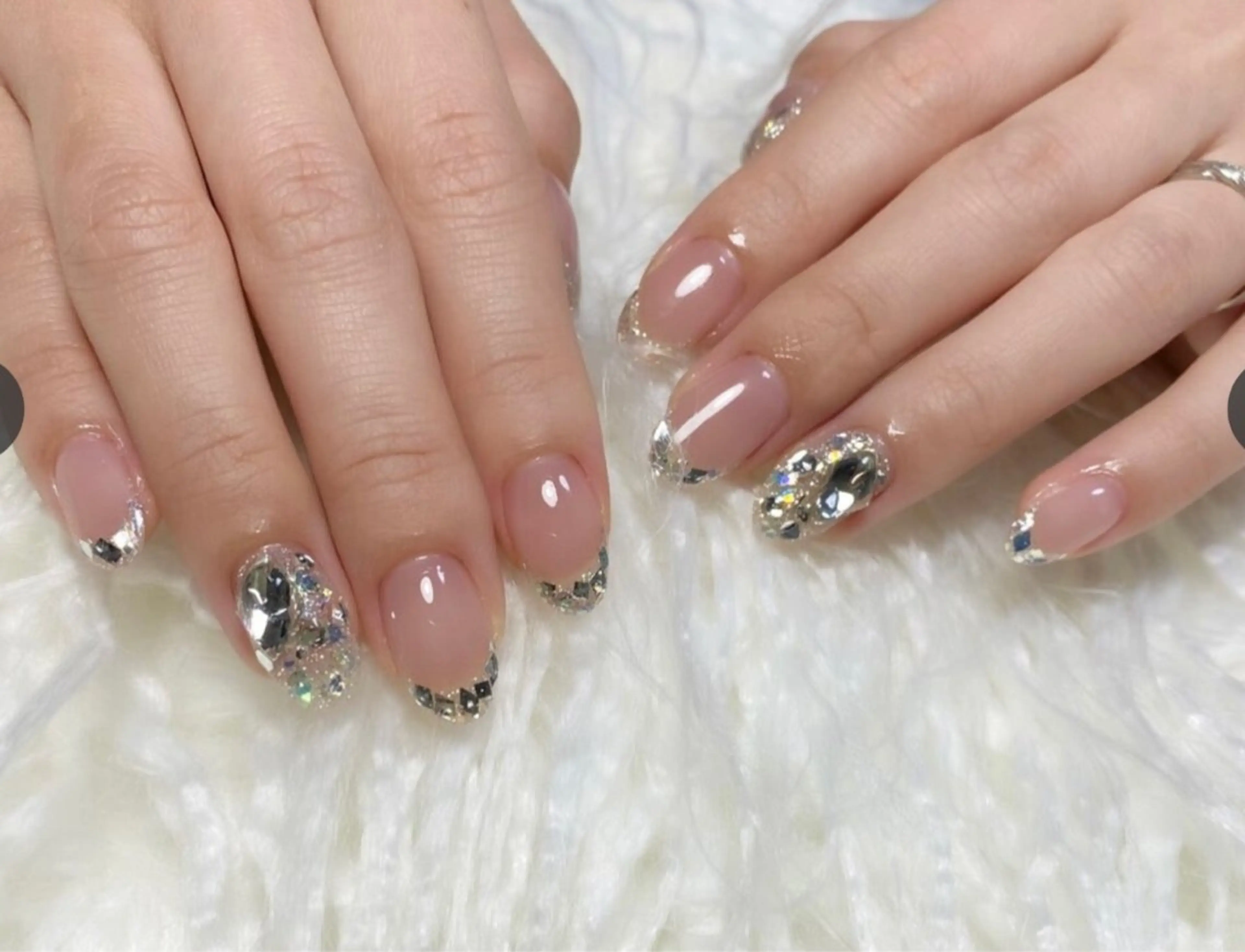 ネイル フレンチネイル ガラスフレンチ 米澤 ハナユキのネイルデザイン