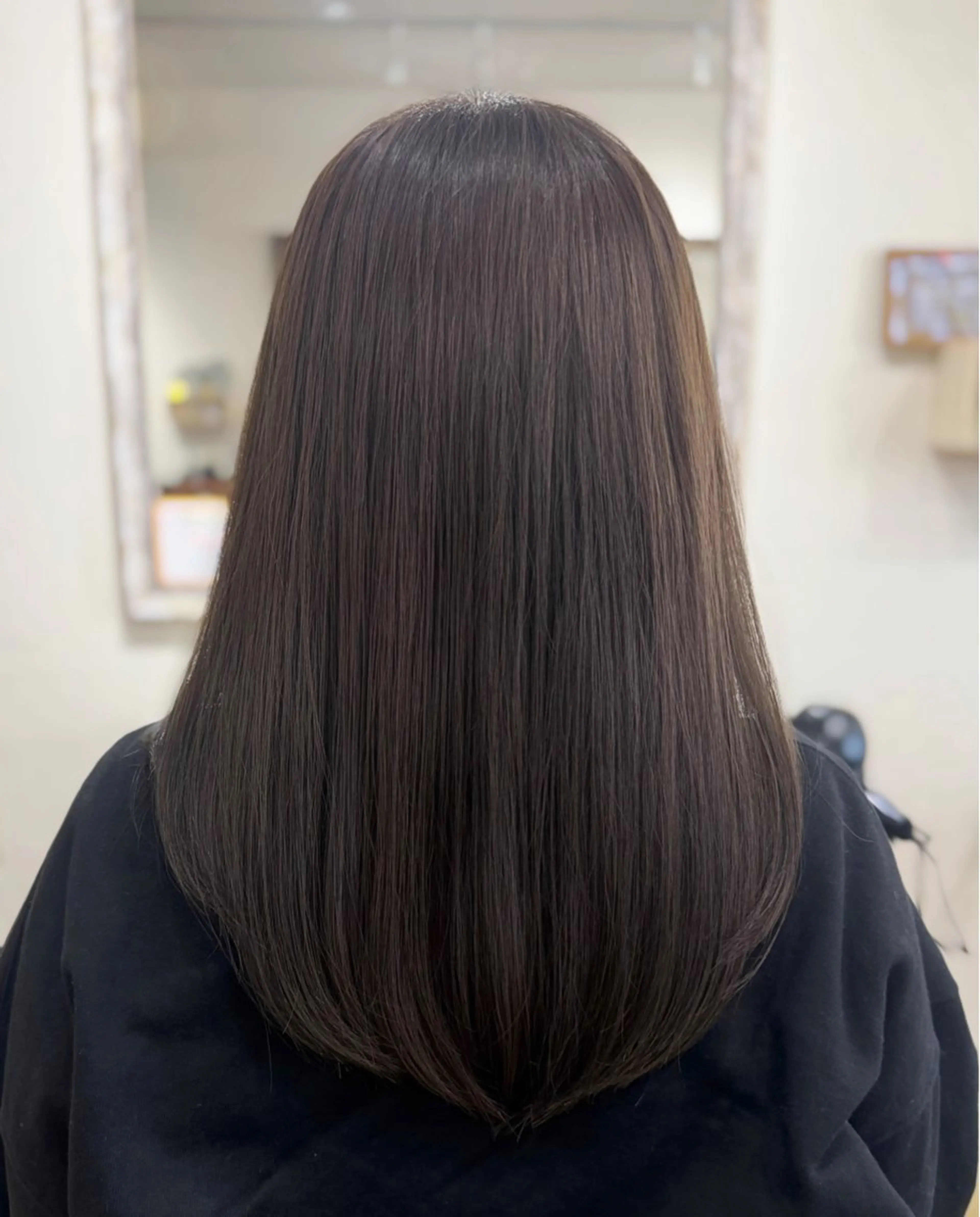 セミロング カラー ヘアカラー トリートメント ヘッドスパ トゥサリ/ 海外ヘア/レイヤーのヘアスタイル