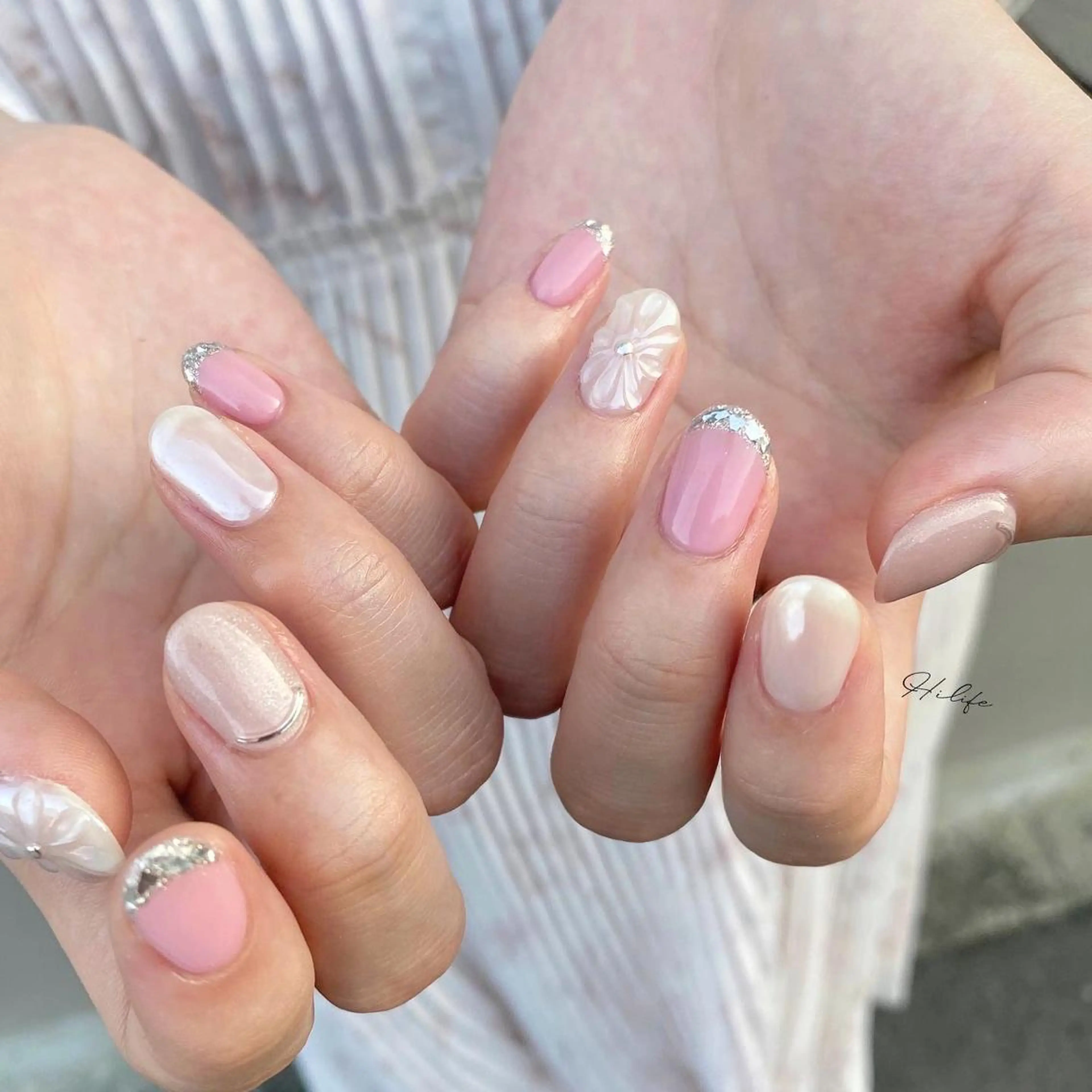 ネイル フレンチネイル ガラスフレンチ ネイルチップ ハンドネイル Nail Adore.のネイルデザイン