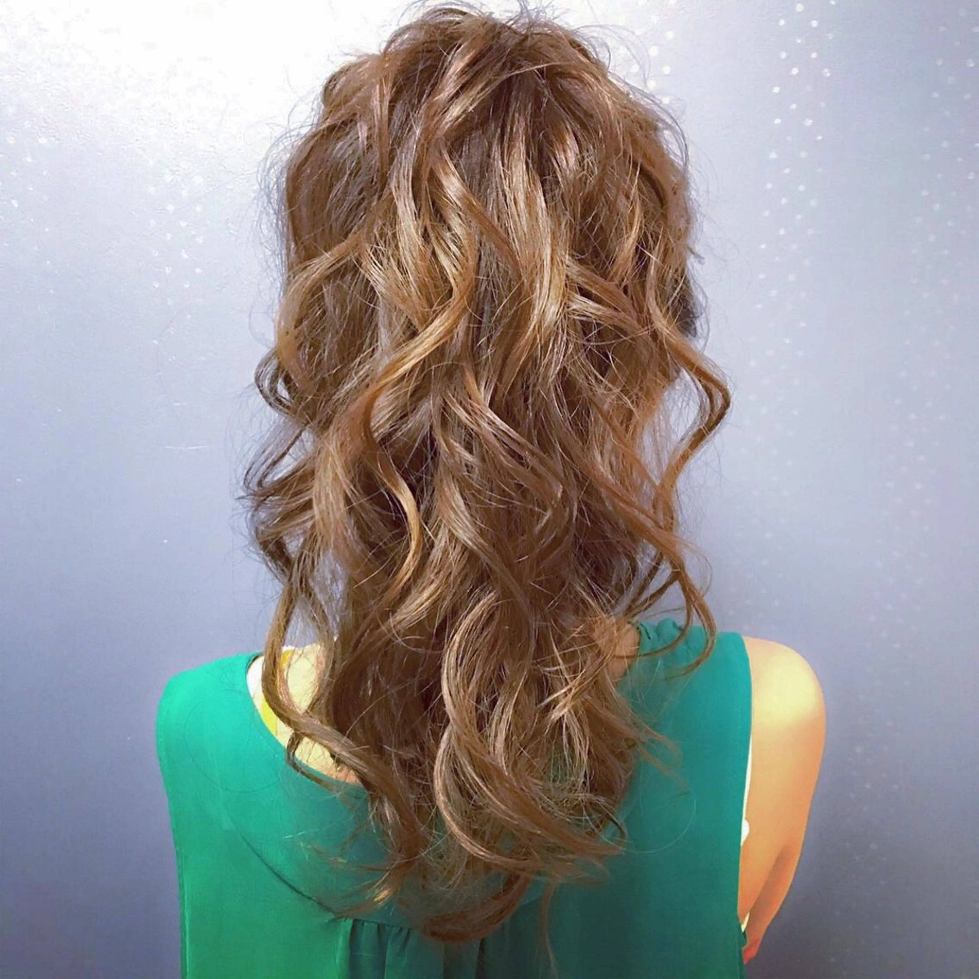 ロング ヘアアレンジ ポニーテール 《カメレオン》 西田美輝のヘアスタイル