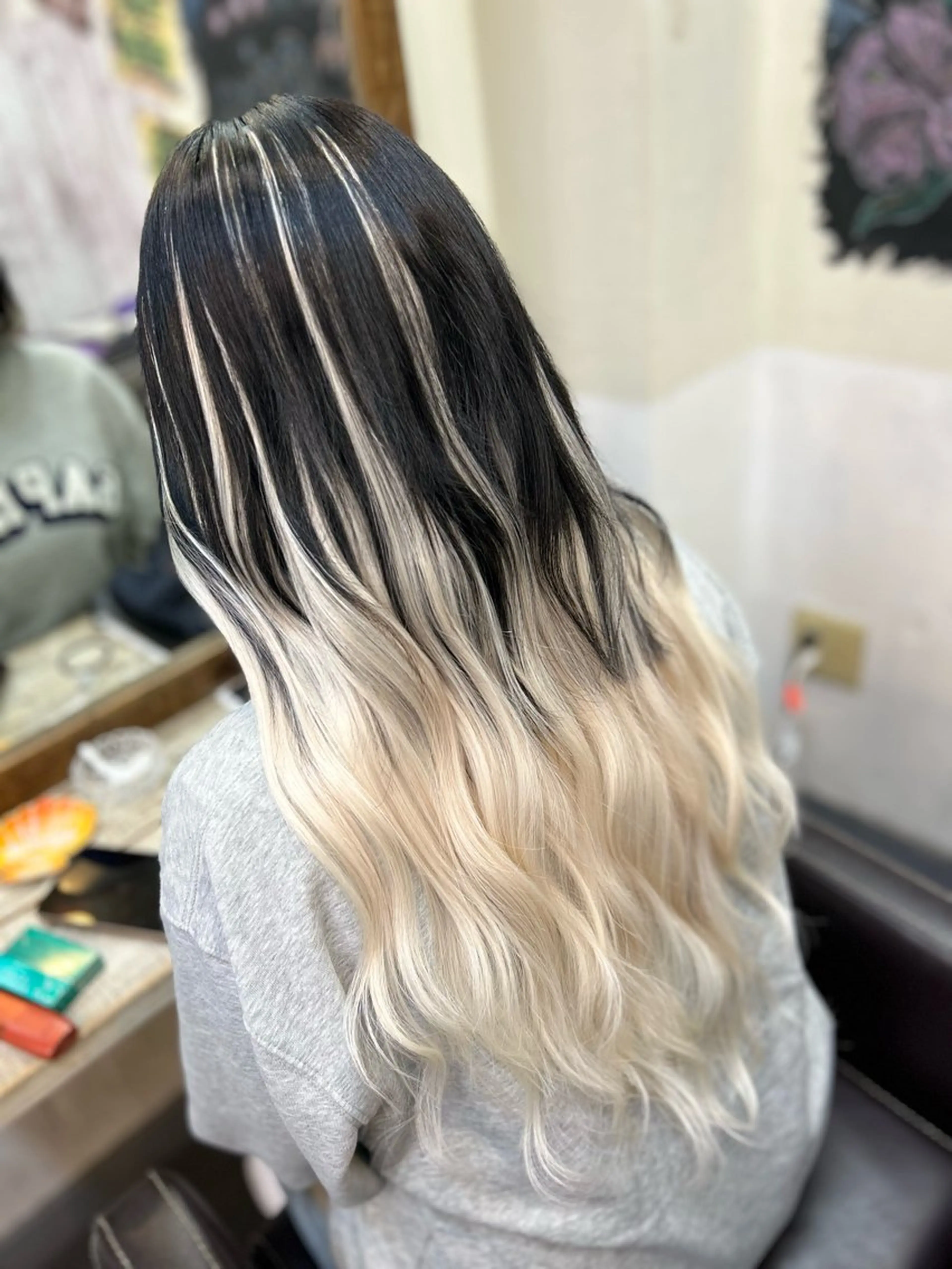 ロング エクステ 成安 雪菜のヘアスタイル