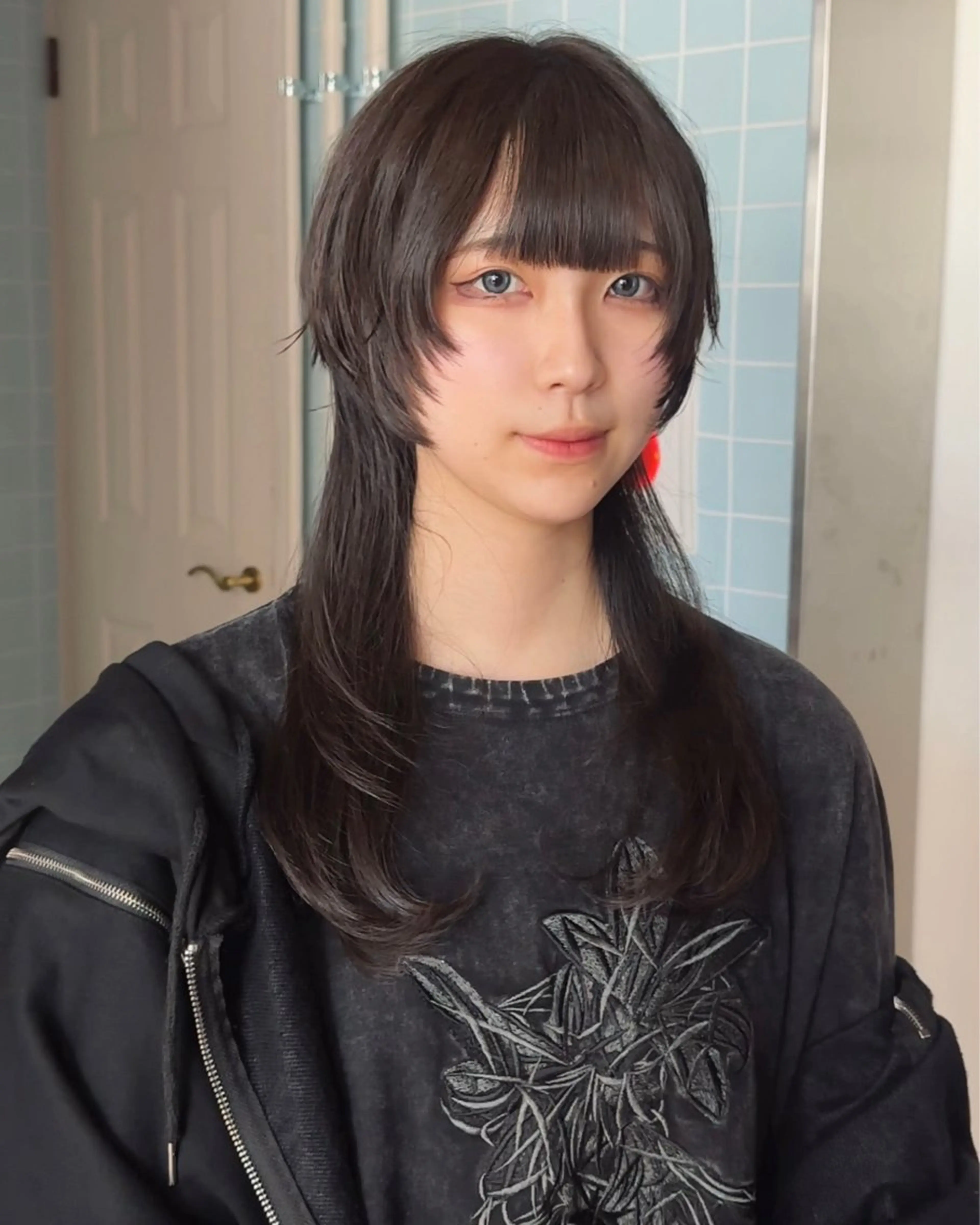 ロング カラー 顔まわりレイヤー レイヤーカット ロング ウルフカット カット ヘアカラー トリートメント ウルフ/レイヤー/ 渋谷🔮Yudaiのヘアスタイル