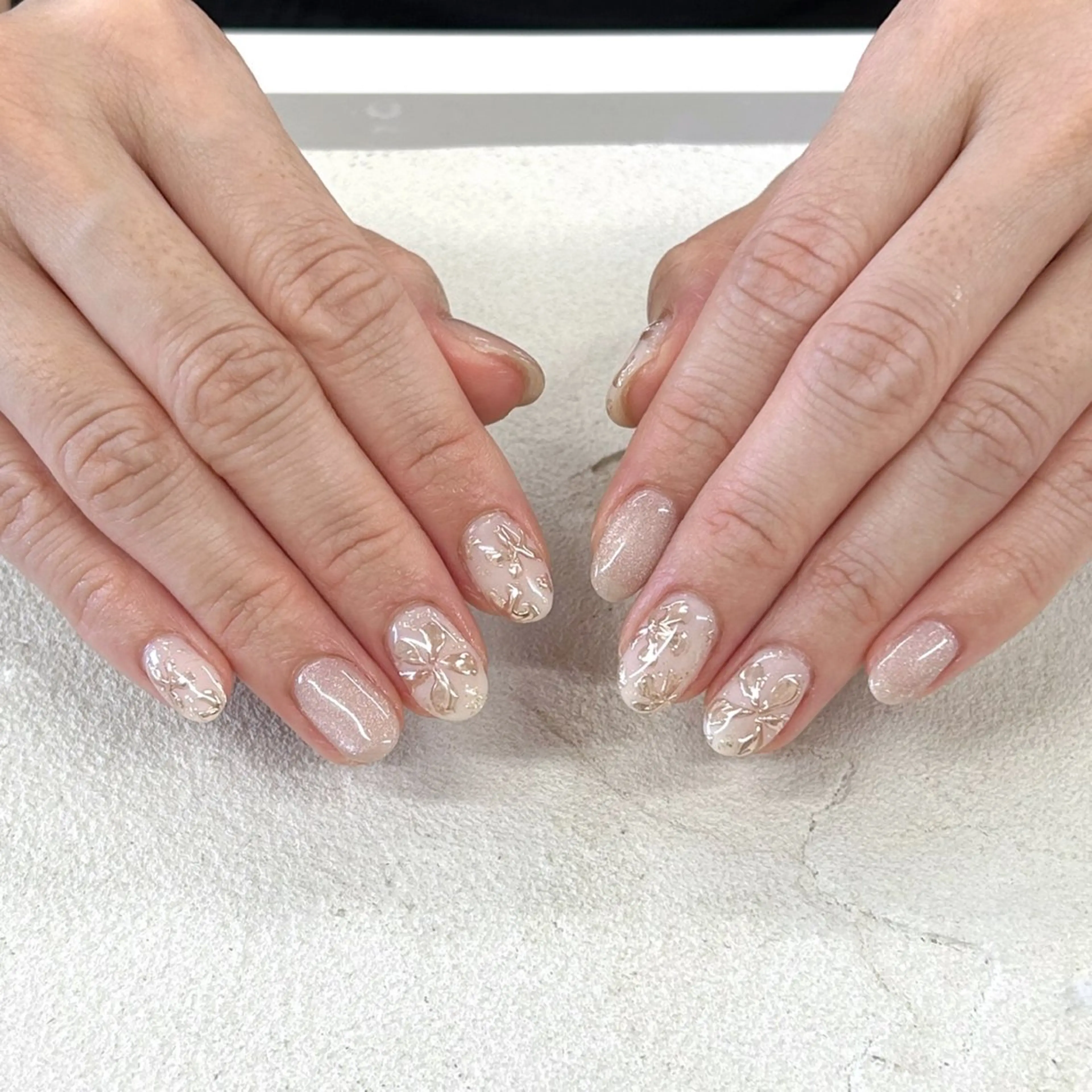 ネイル ミラーネイル REMIA 🤍harukaのネイルデザイン