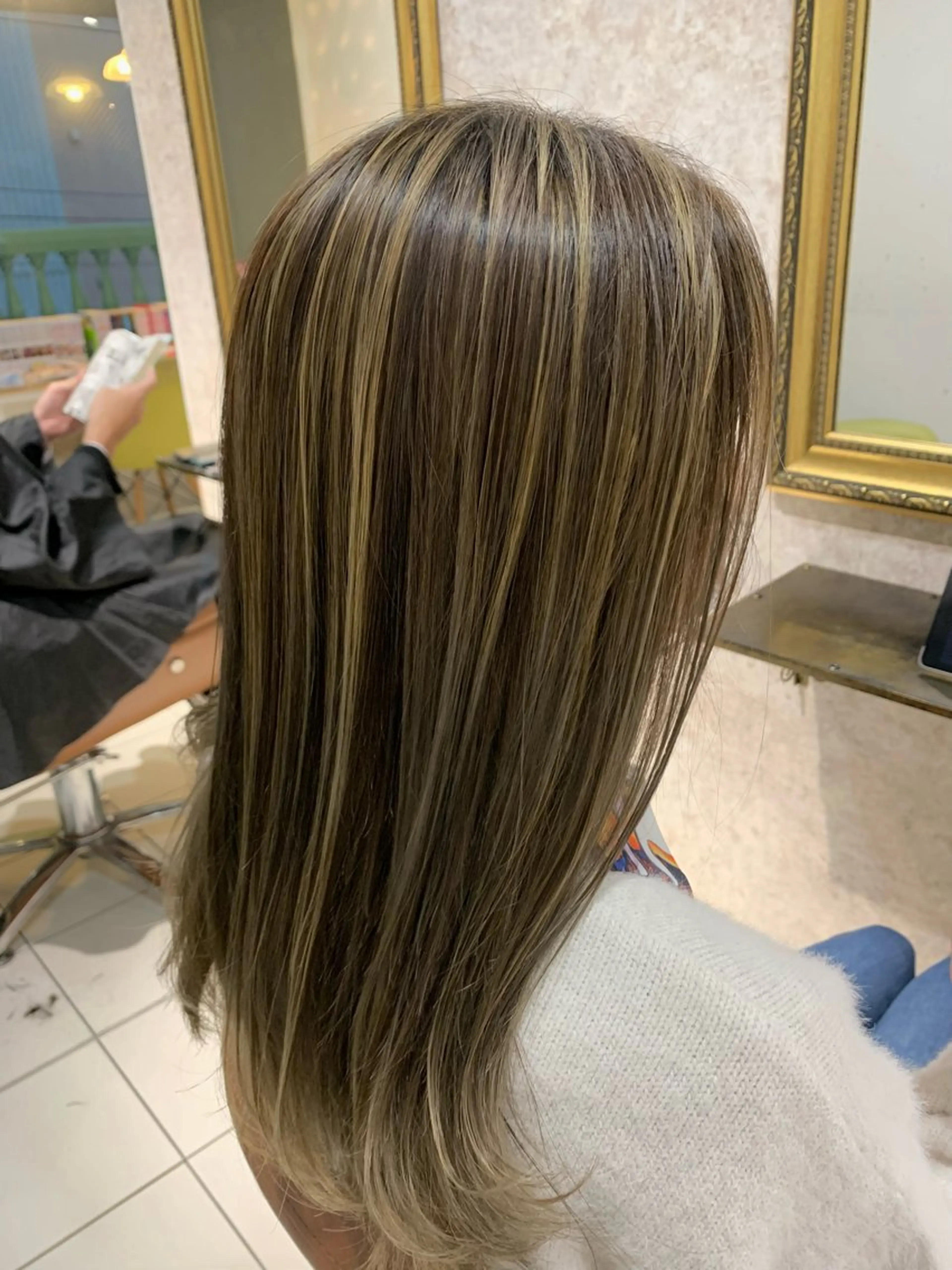 セミロング MORISAKI ✂︎縮毛矯正のヘアスタイル